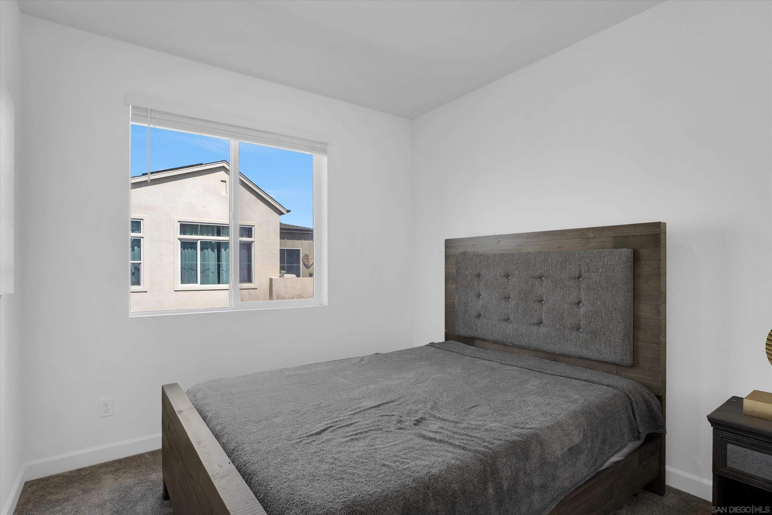 808 Mateo St Unit #2