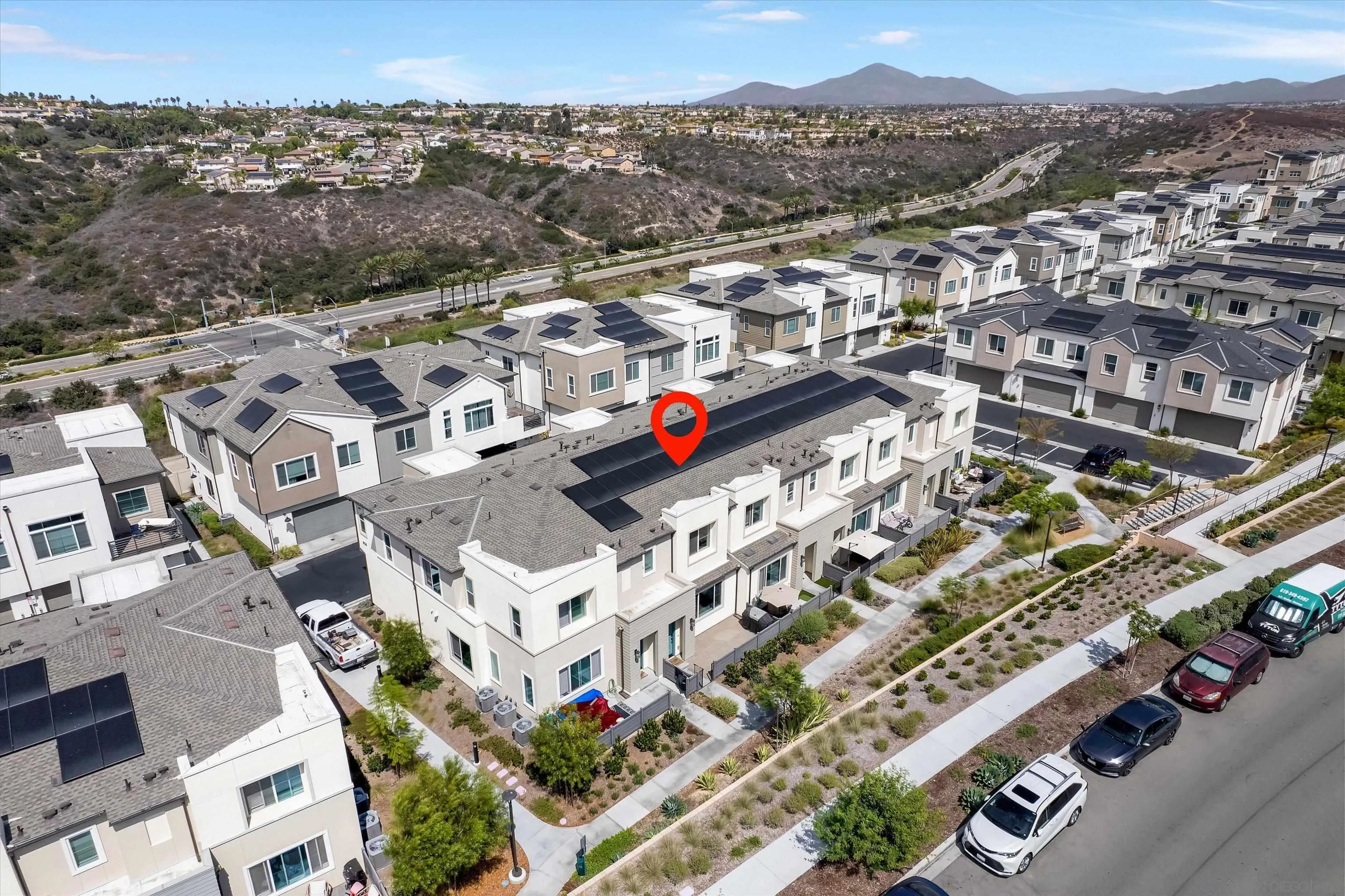 808 Mateo St Unit #2