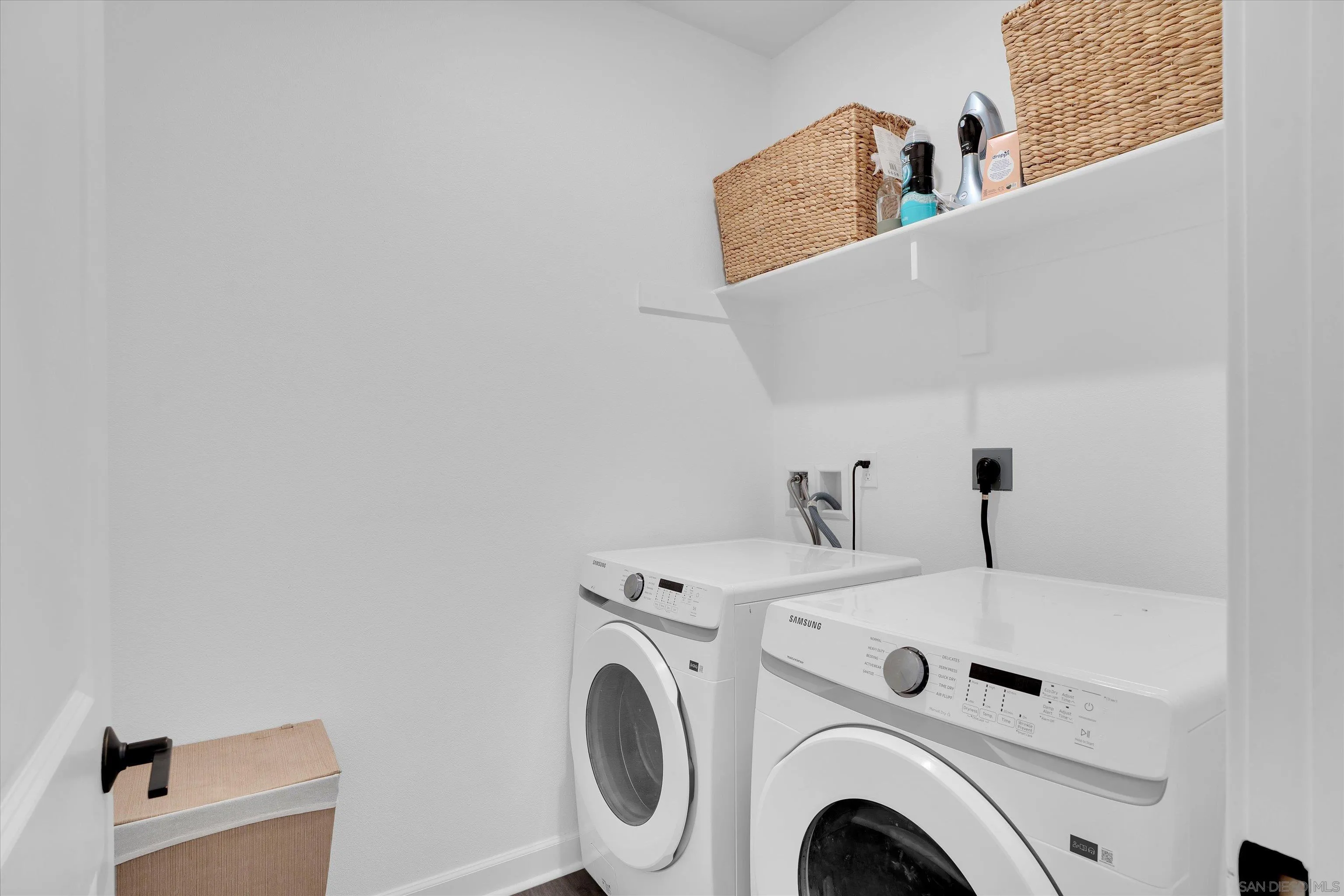 808 Mateo St Unit #2