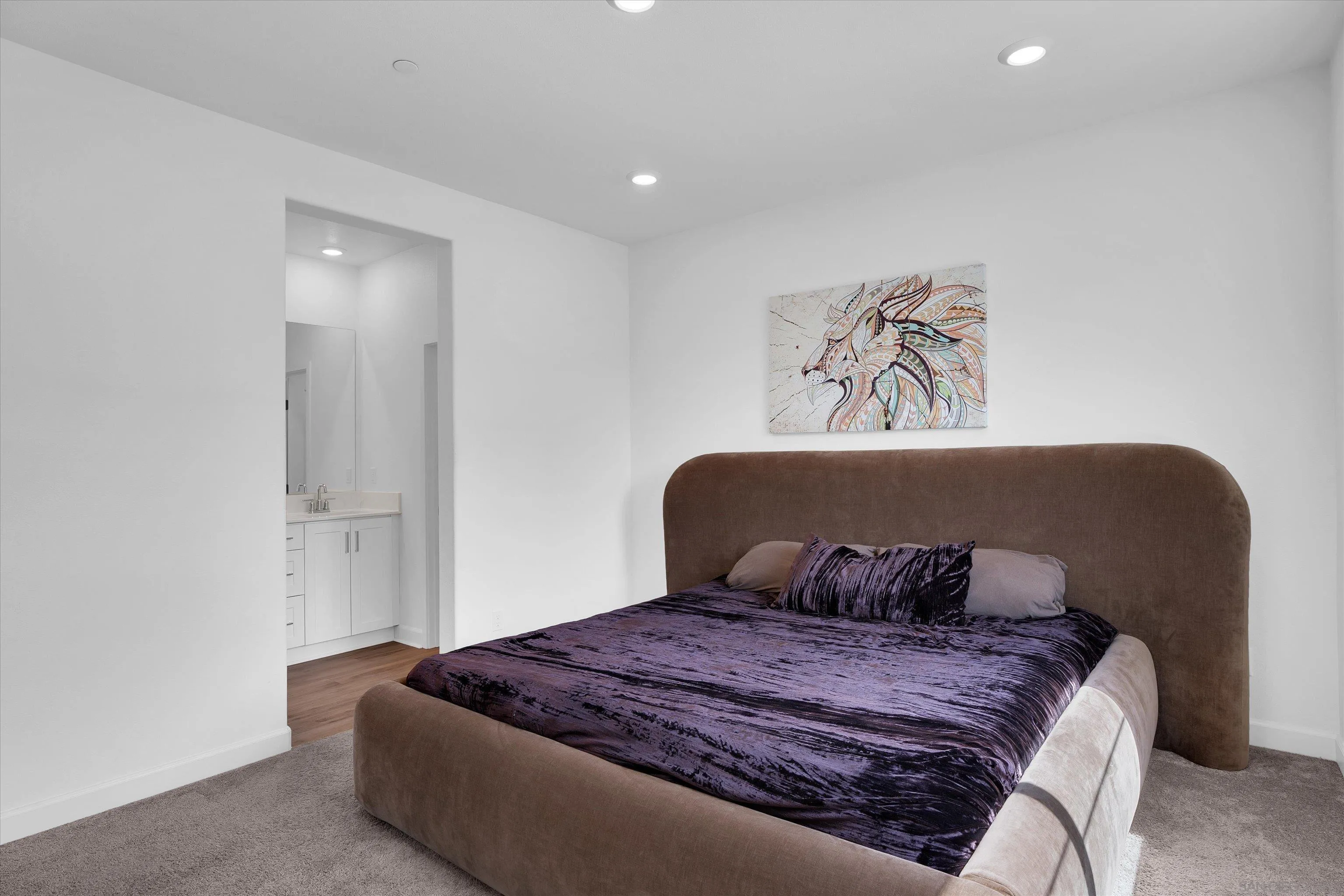 808 Mateo St Unit #2
