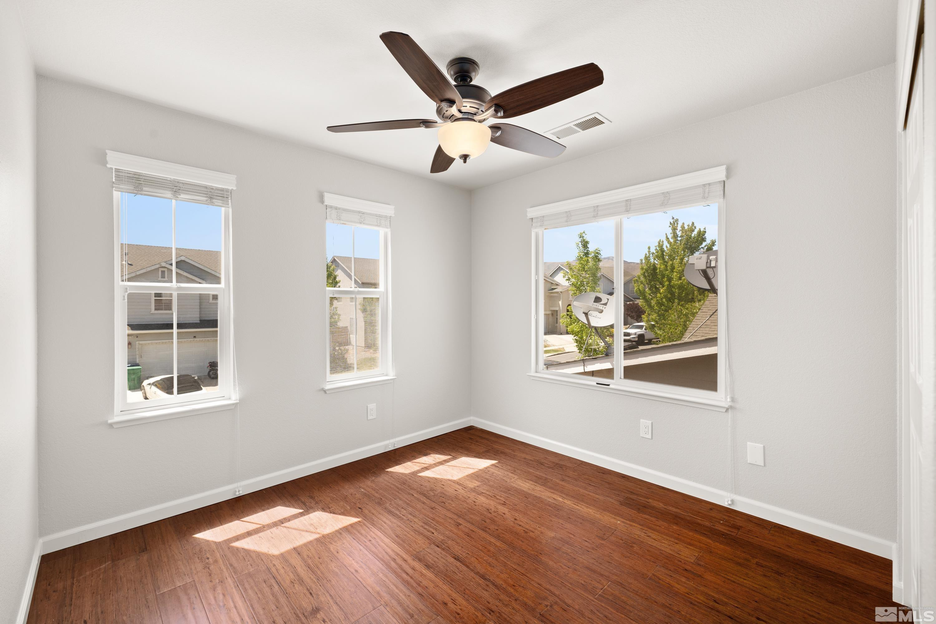 1260 SILVER CREST Circle