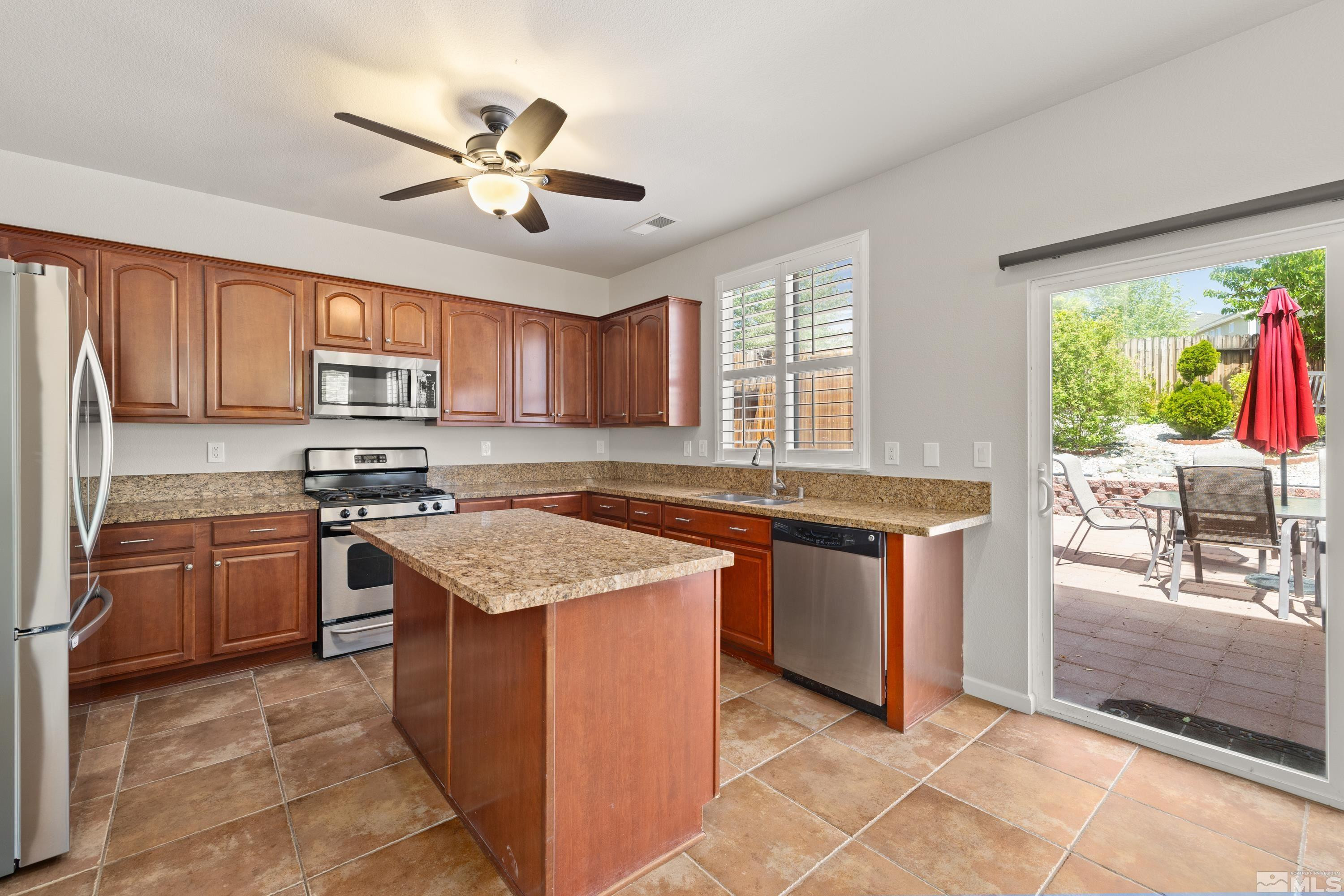 1260 SILVER CREST Circle