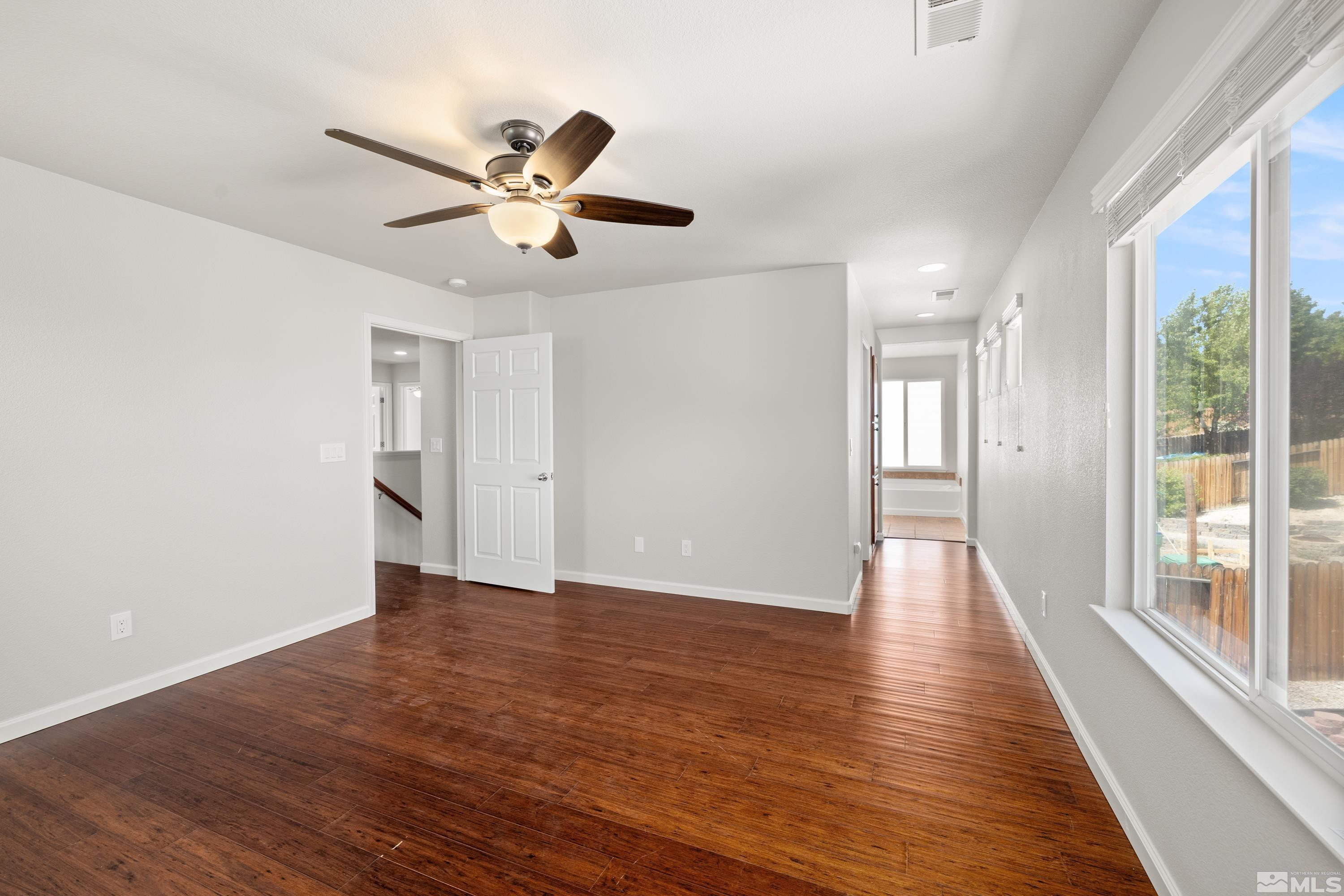 1260 SILVER CREST Circle