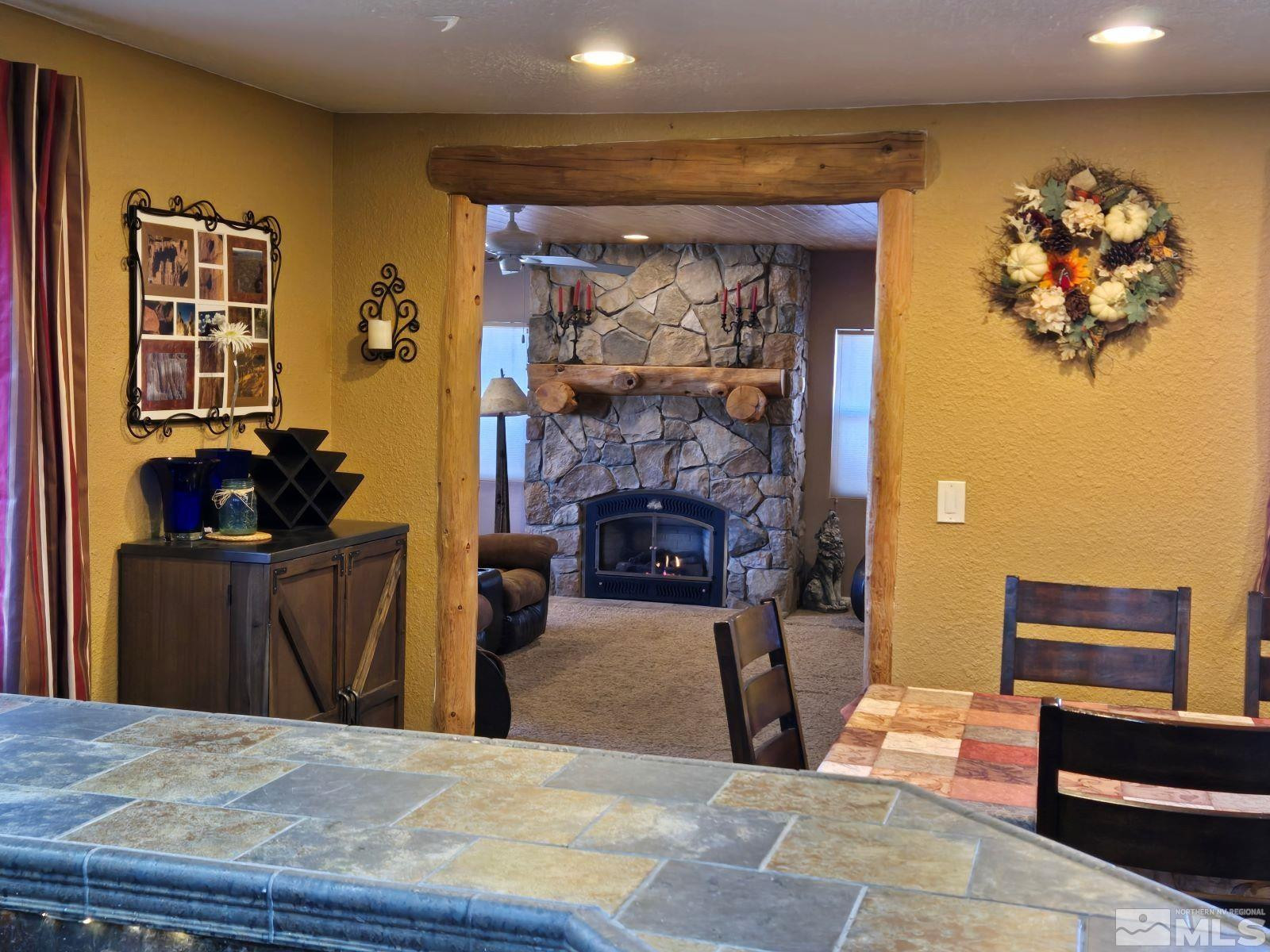 1307 Jobs Peak Drive