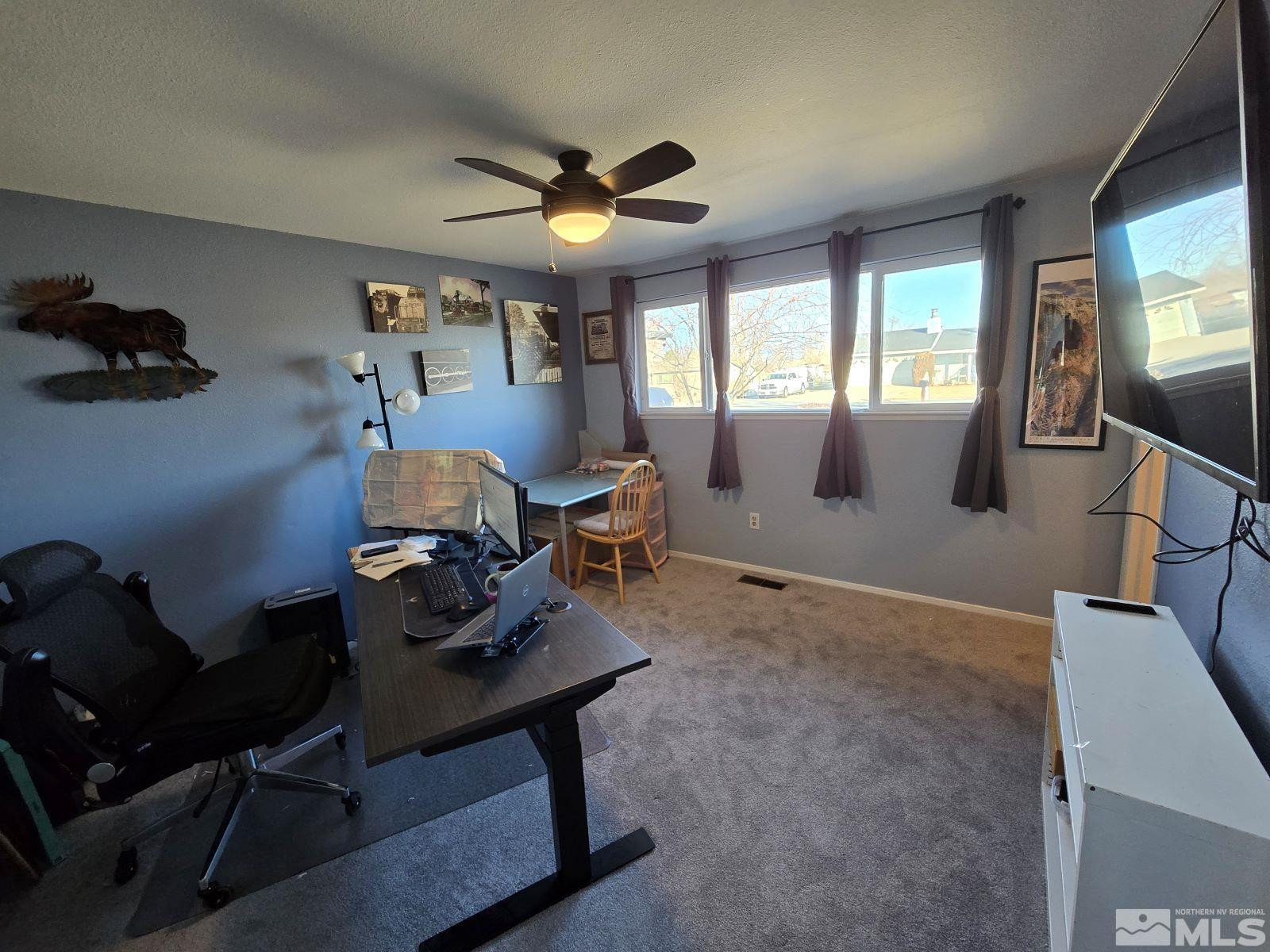 1307 Jobs Peak Drive