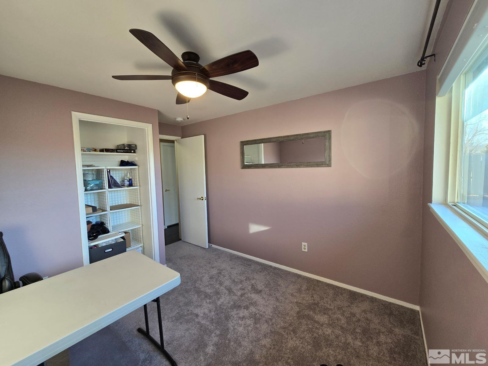 1307 Jobs Peak Drive