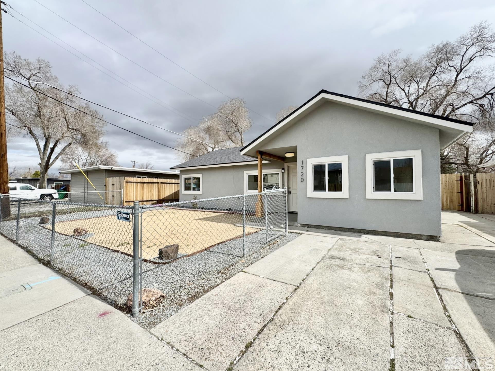 1720 Stratford Drive