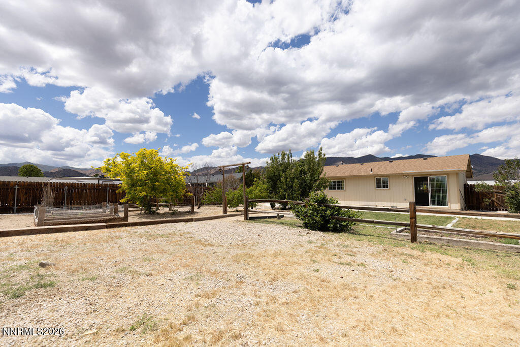 2087 Lonnie Lane