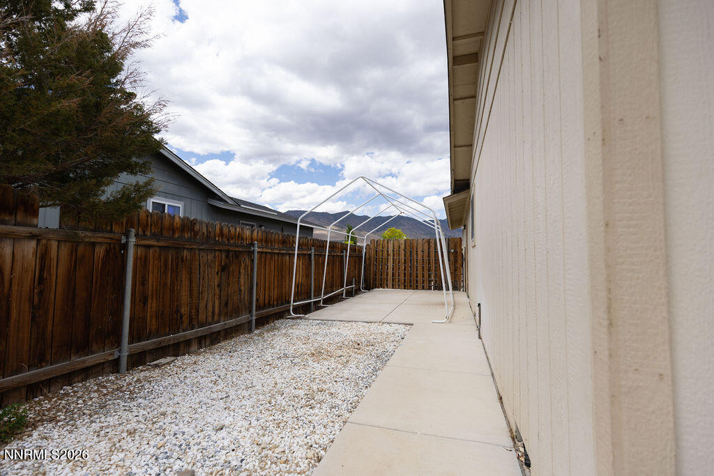 2087 Lonnie Lane