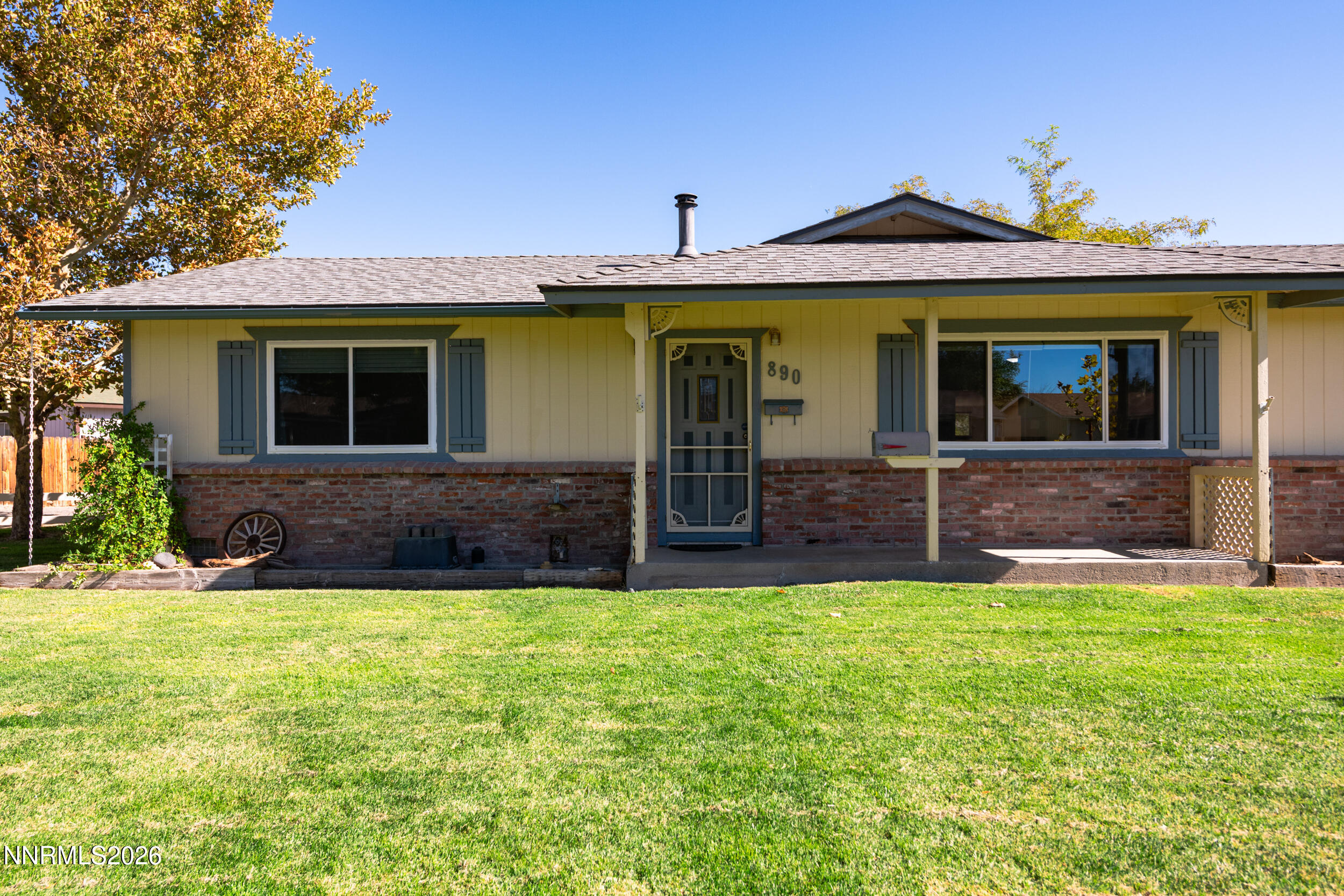 890 Sunset Drive
