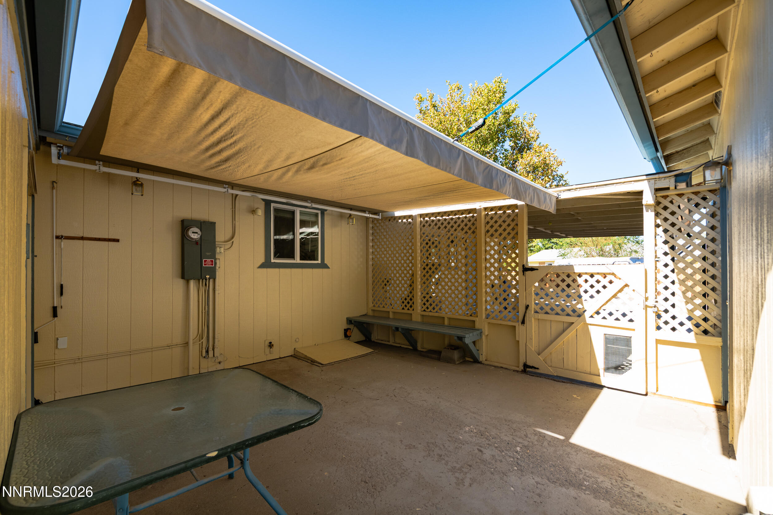 890 Sunset Drive
