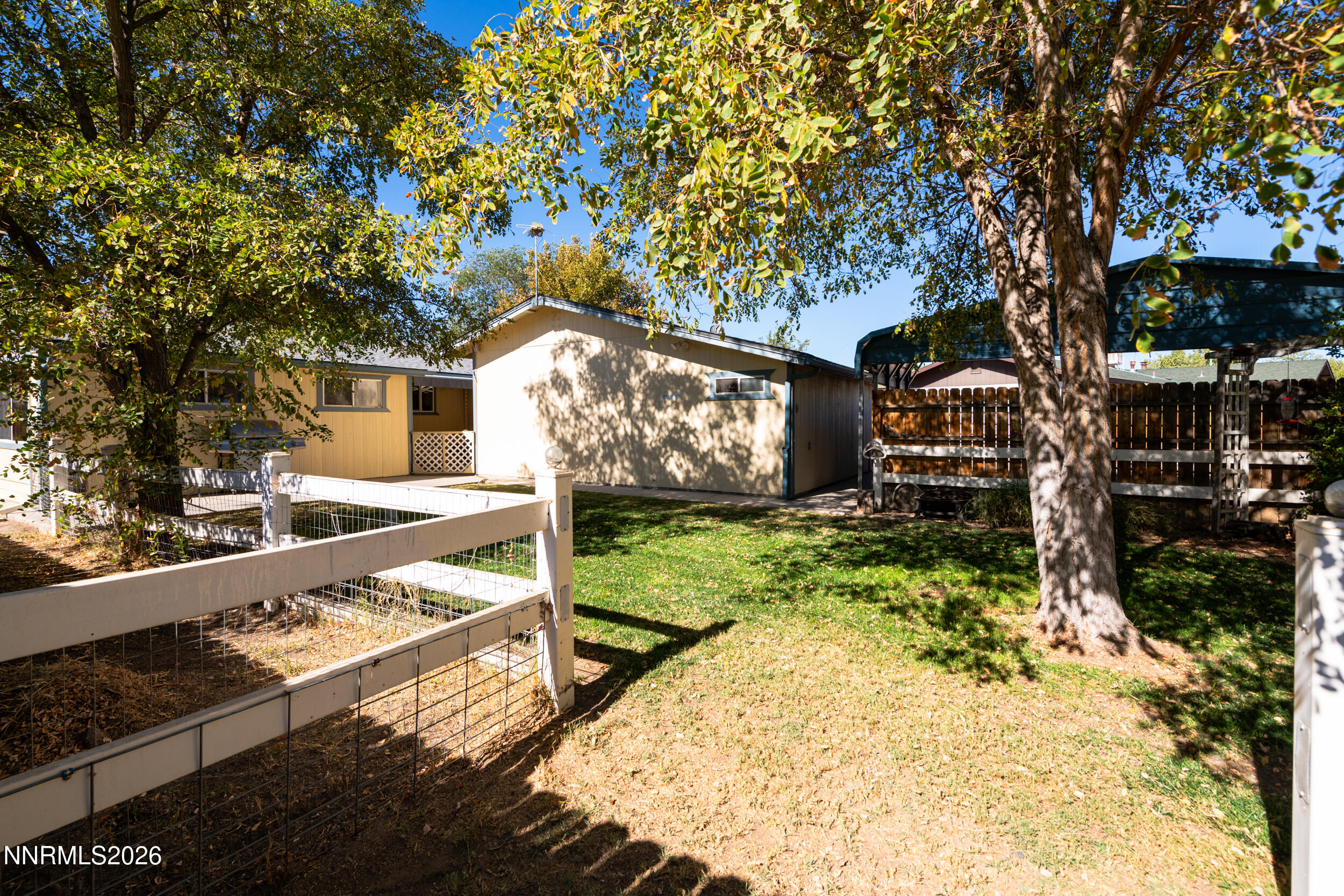 890 Sunset Drive