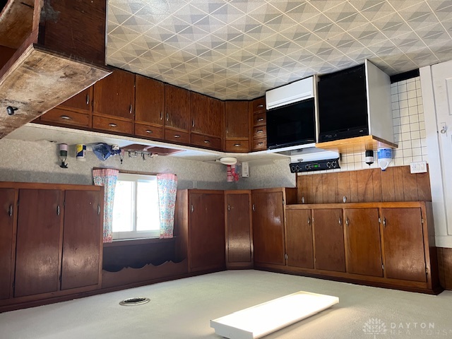 11555 Arlington Road