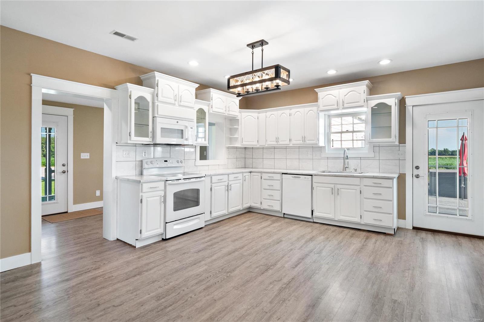 6605 White Church Road