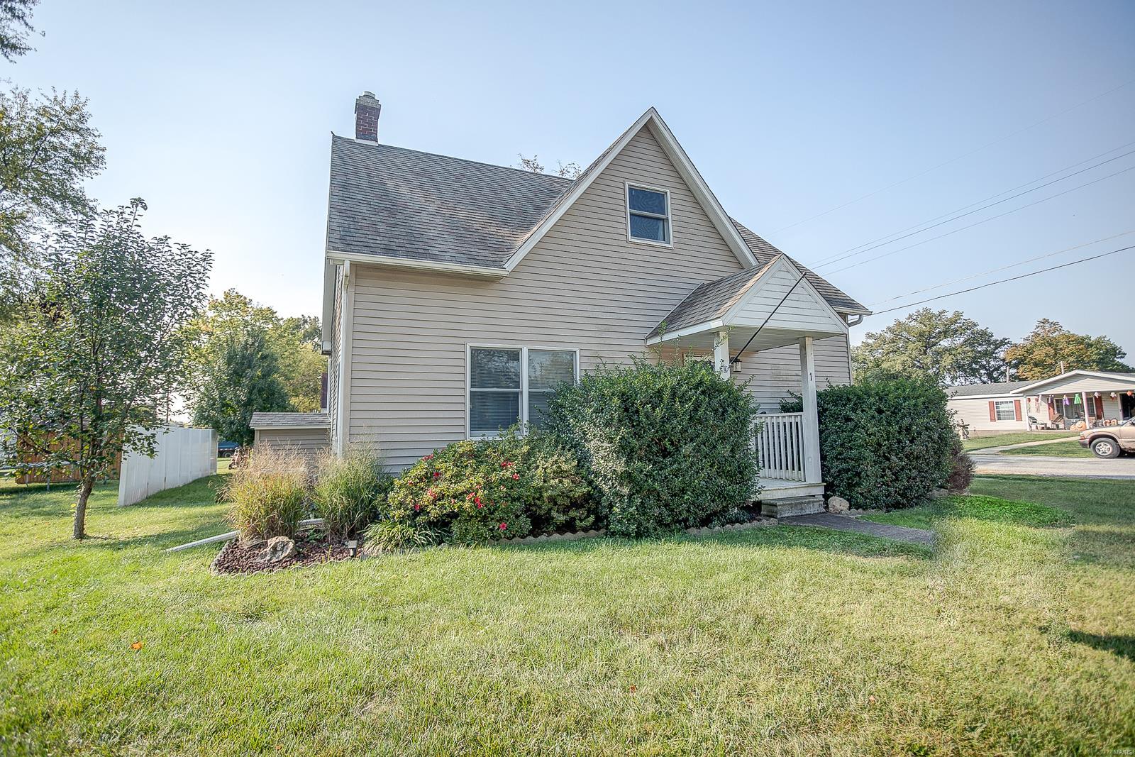 1 E Cedar Street