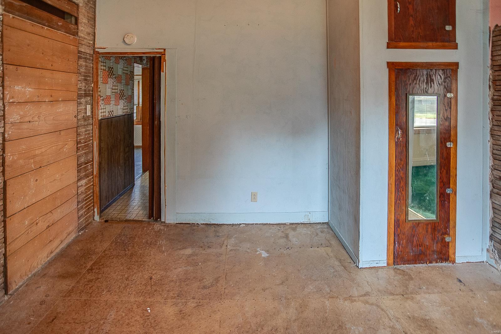 1 E Cedar Street