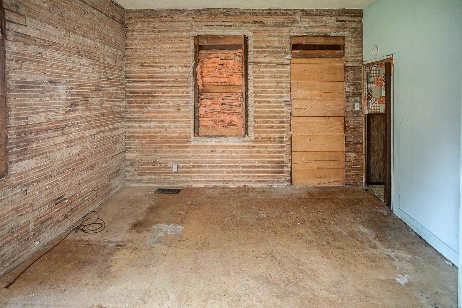 1 E Cedar Street