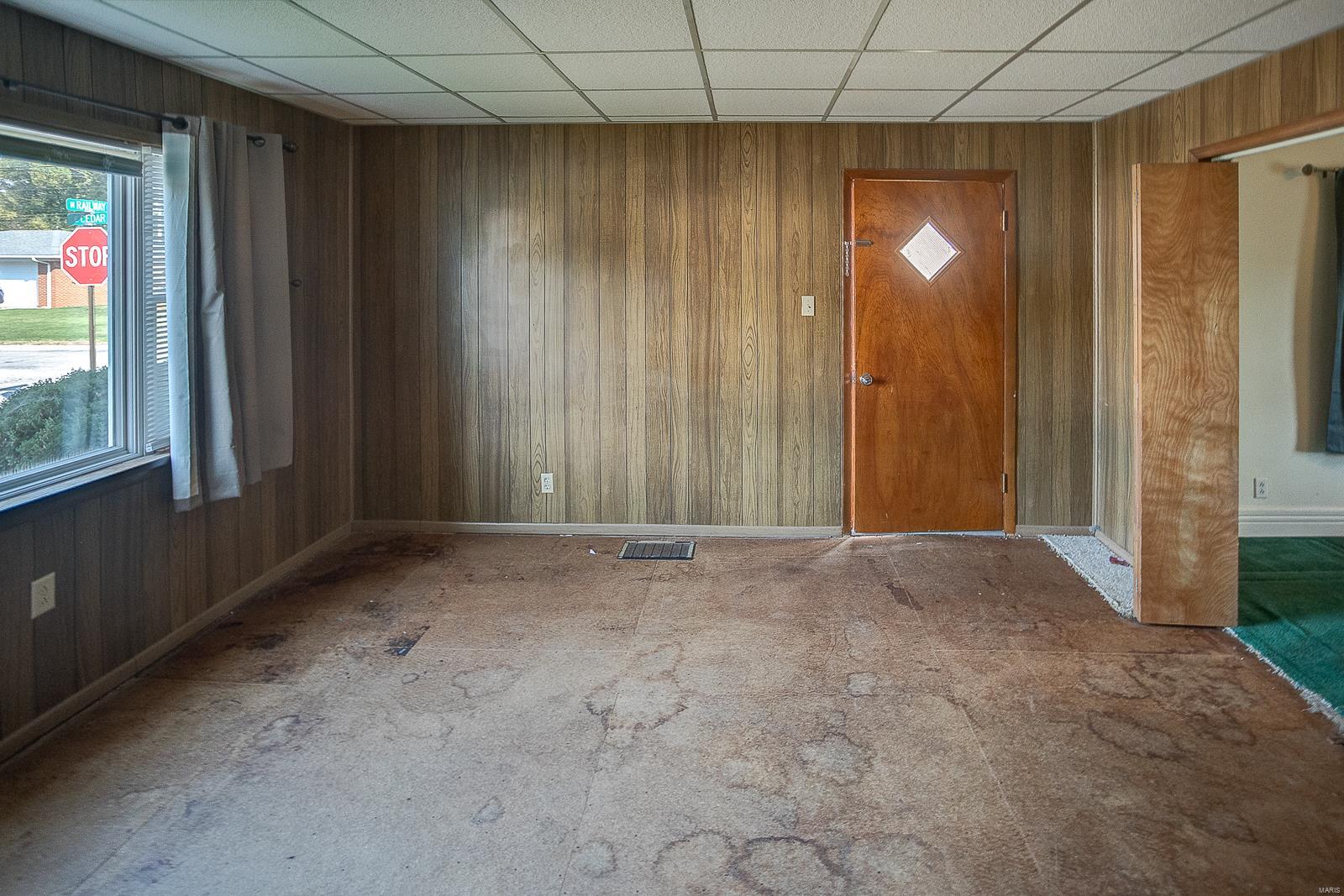 1 E Cedar Street