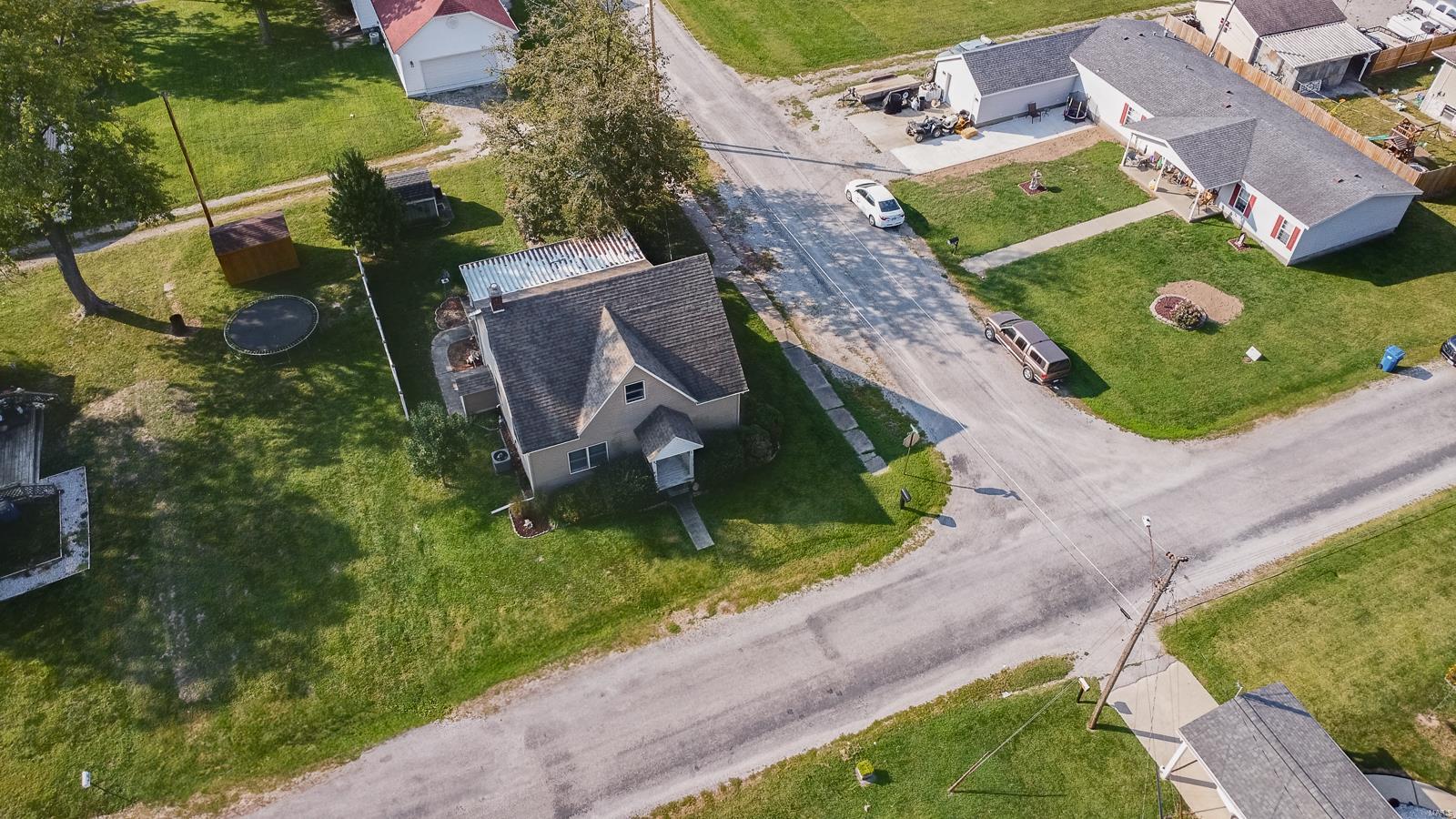 1 E Cedar Street