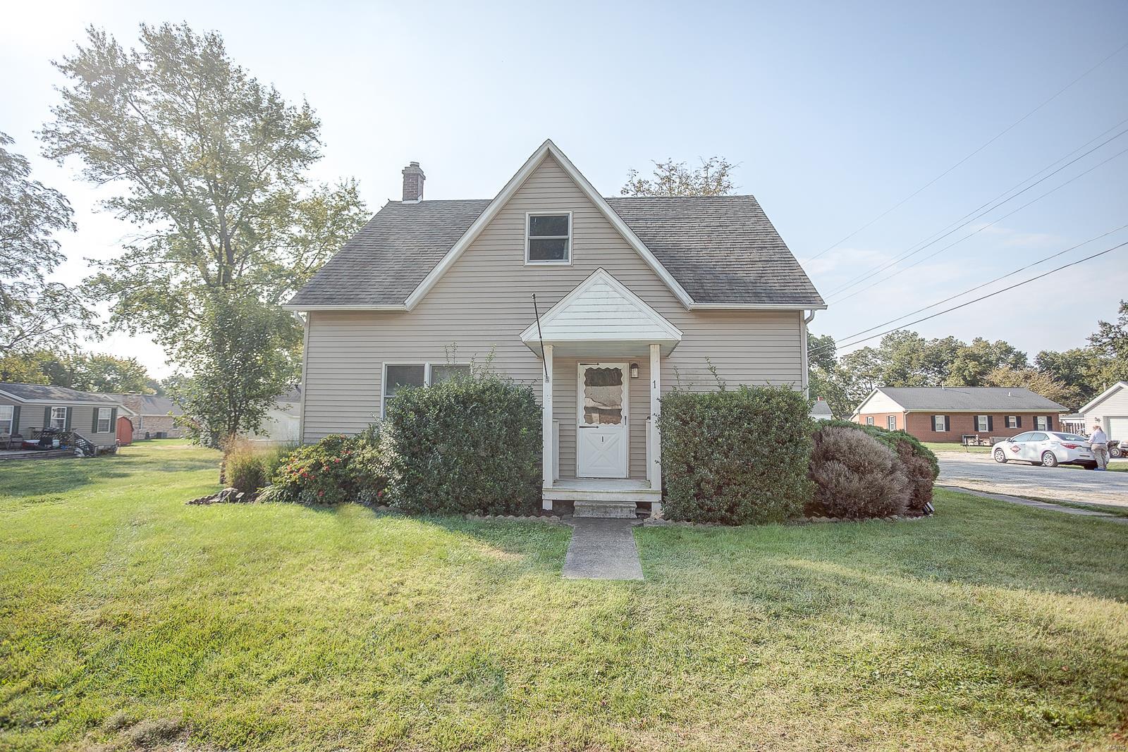 1 E Cedar Street