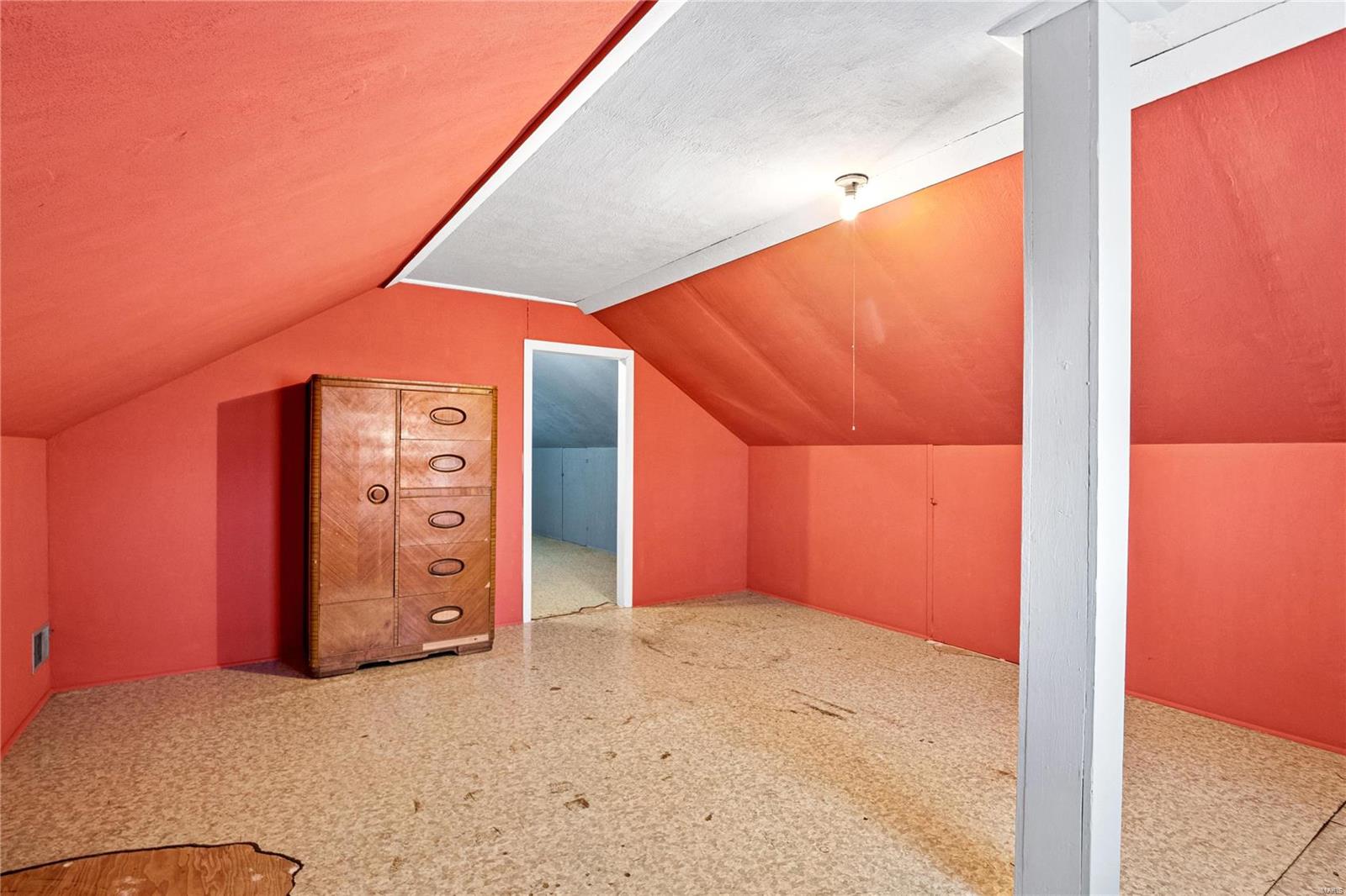 591 W 4th Street
