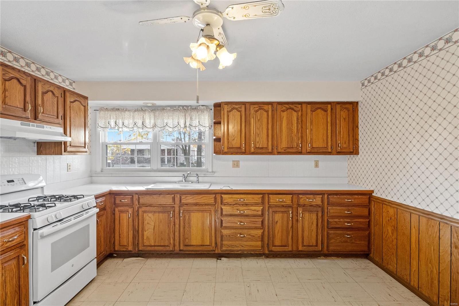 591 W 4th Street