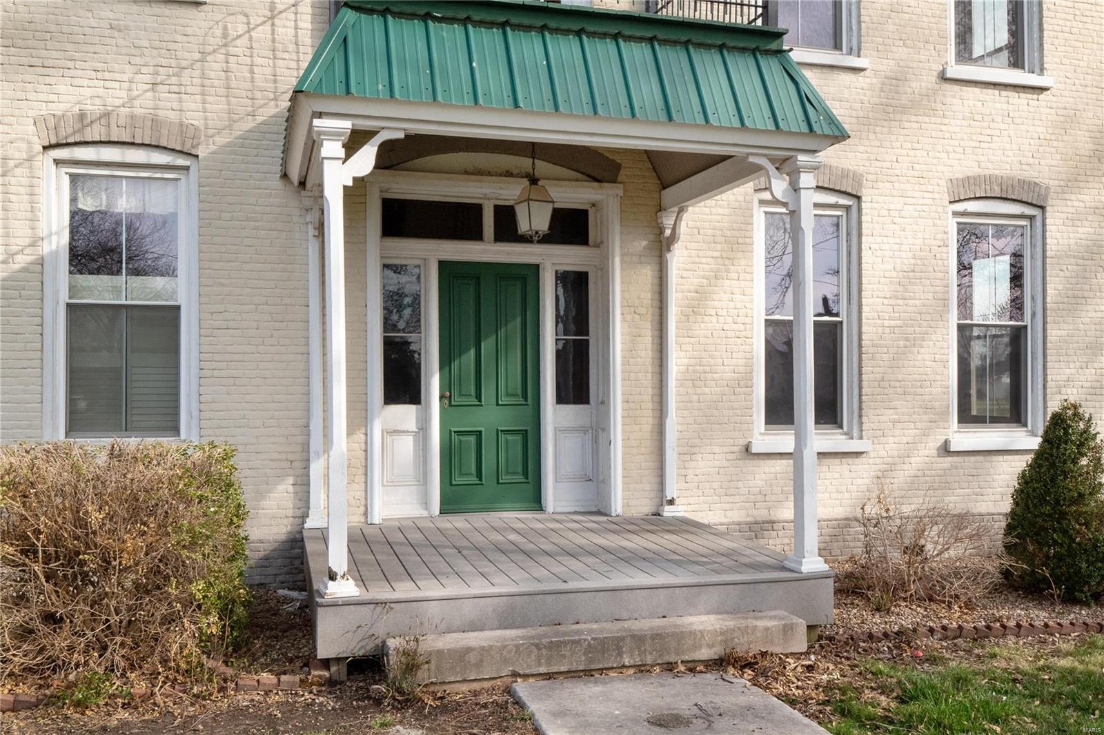 117 N Center Street