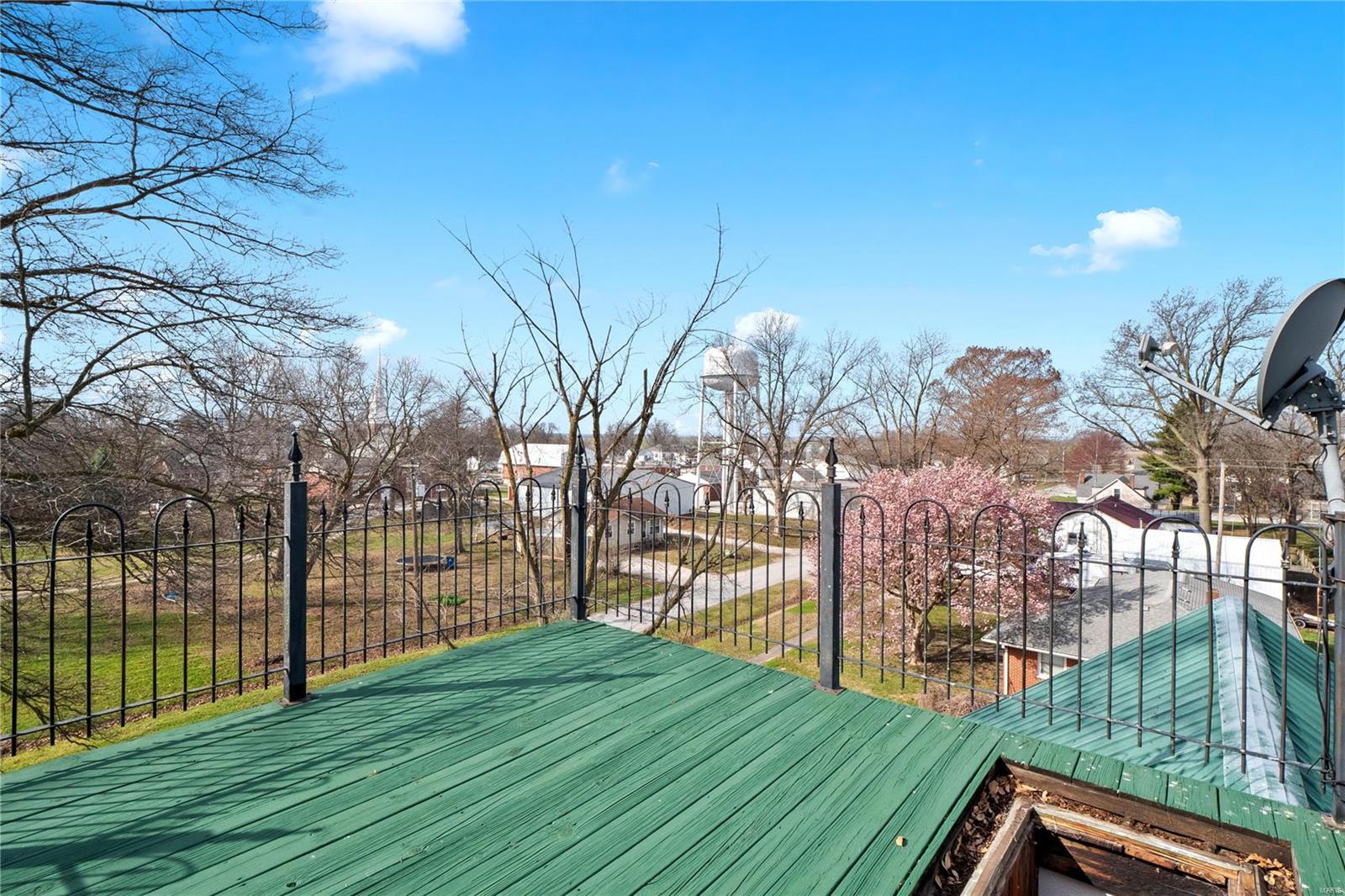 117 N Center Street