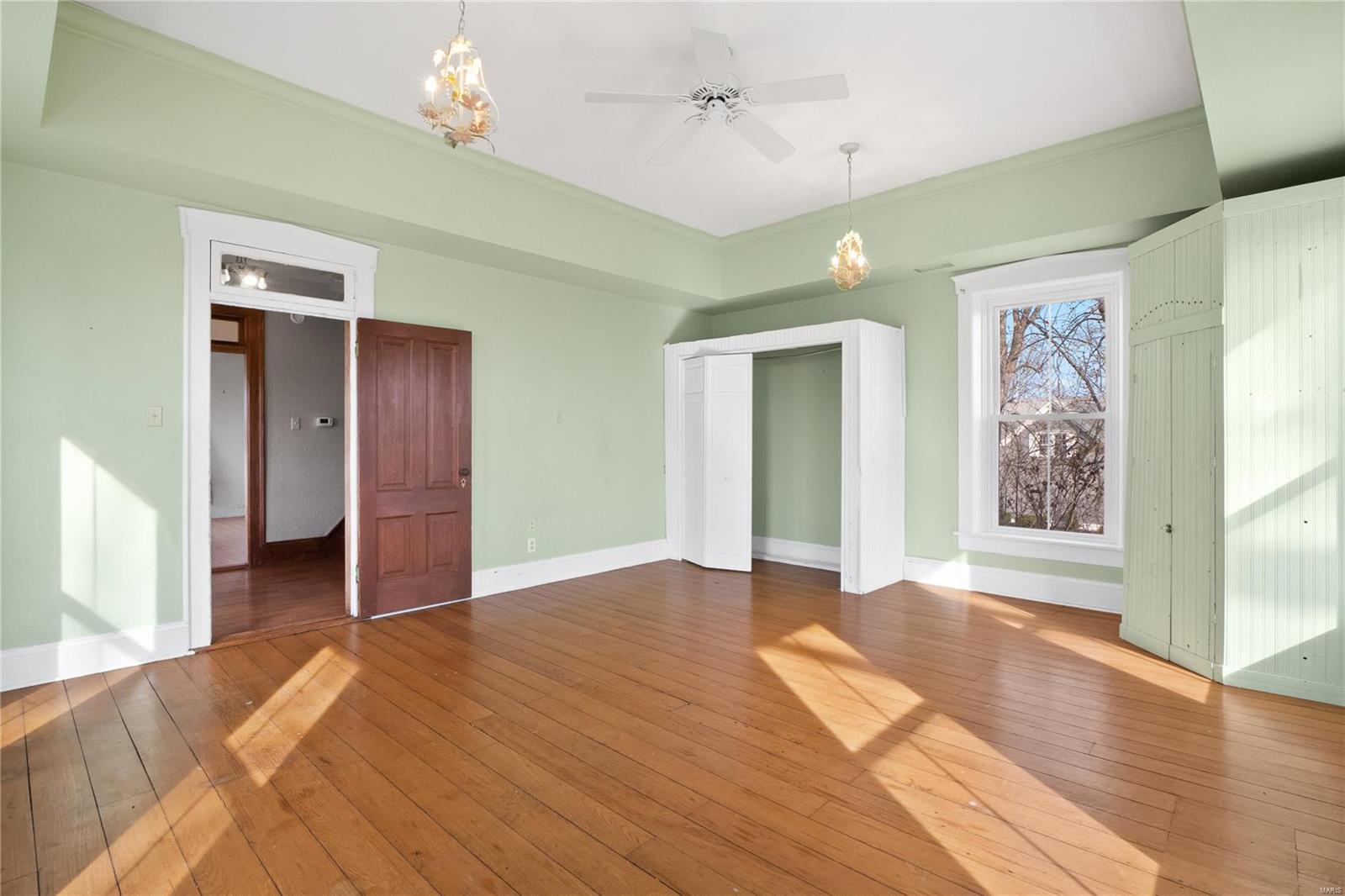 117 N Center Street