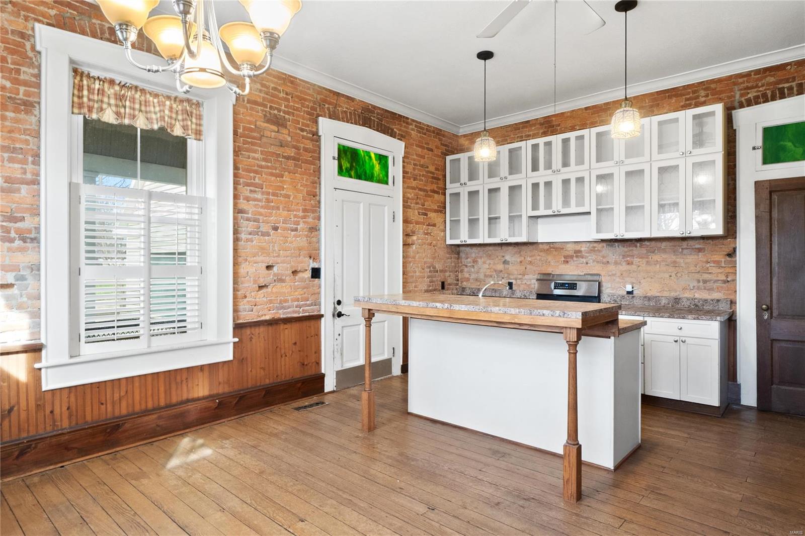 117 N Center Street
