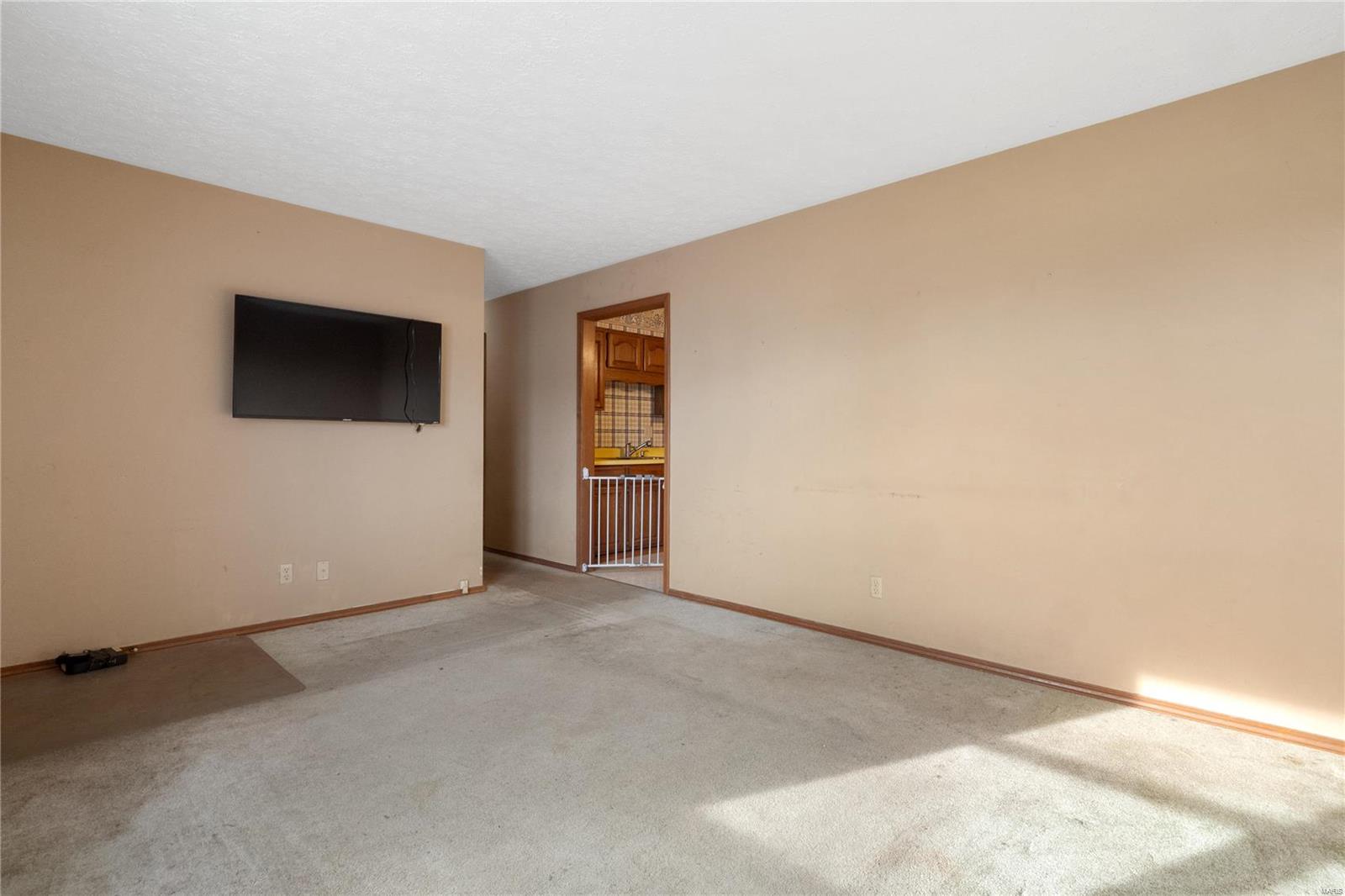 135 S Maple Street