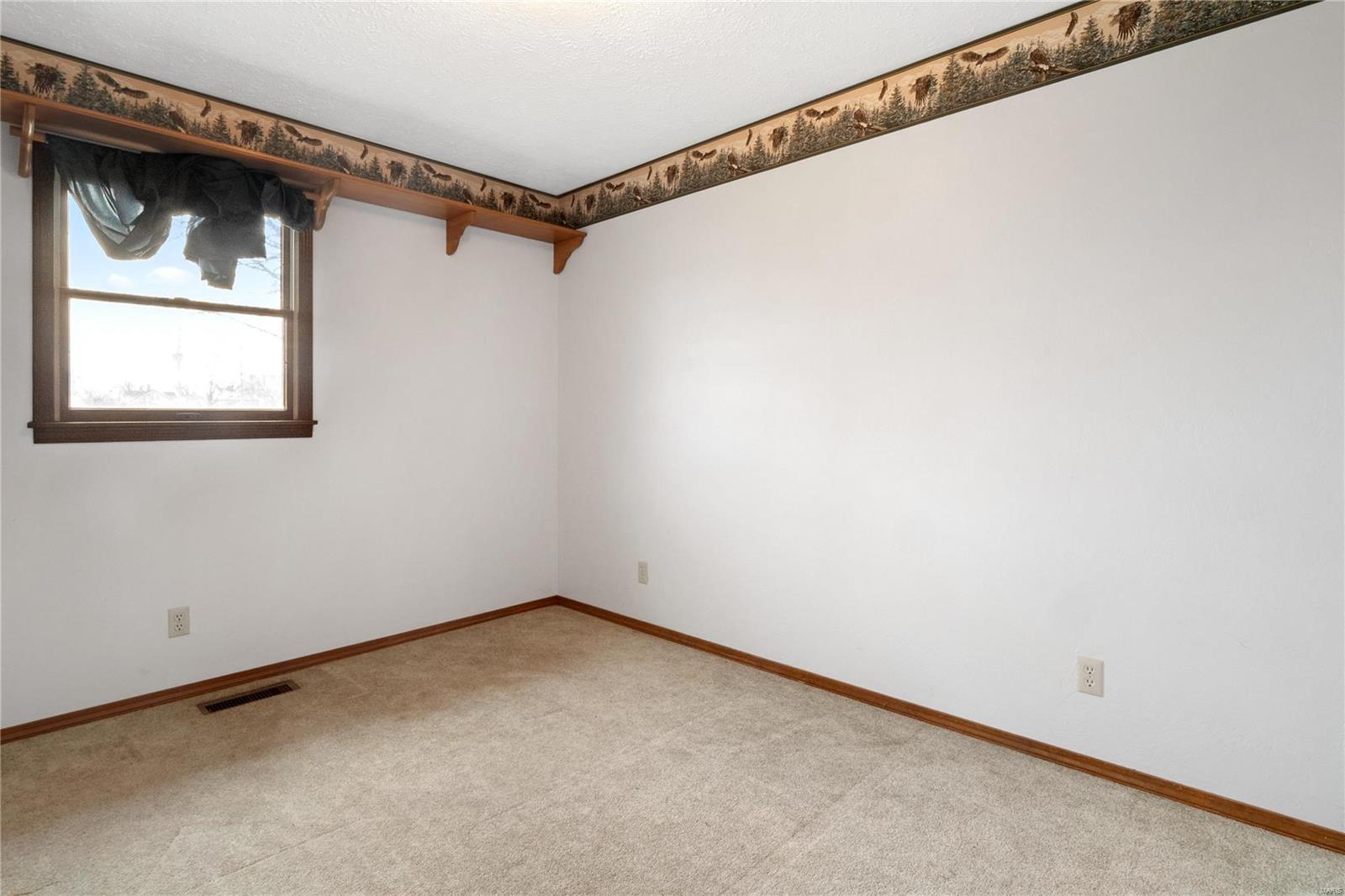 135 S Maple Street