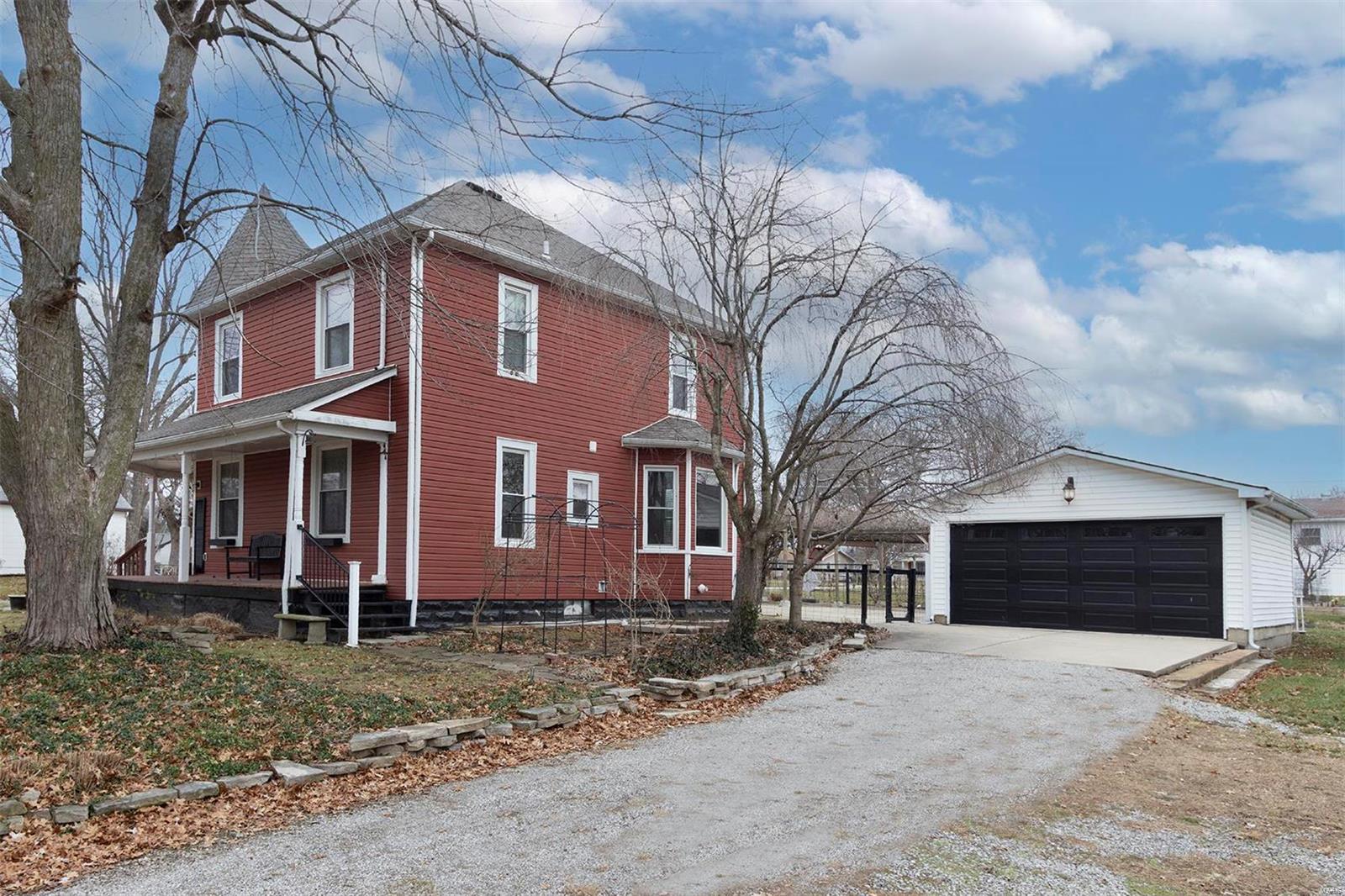 100 E Cedar Street