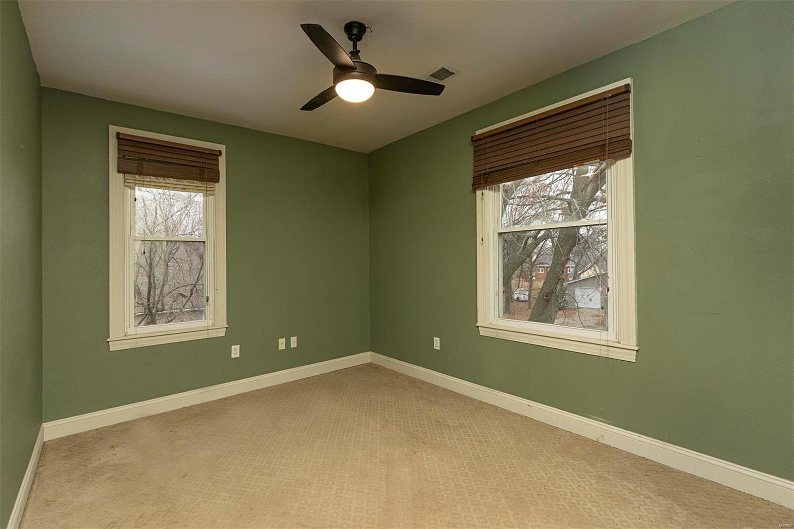 100 E Cedar Street