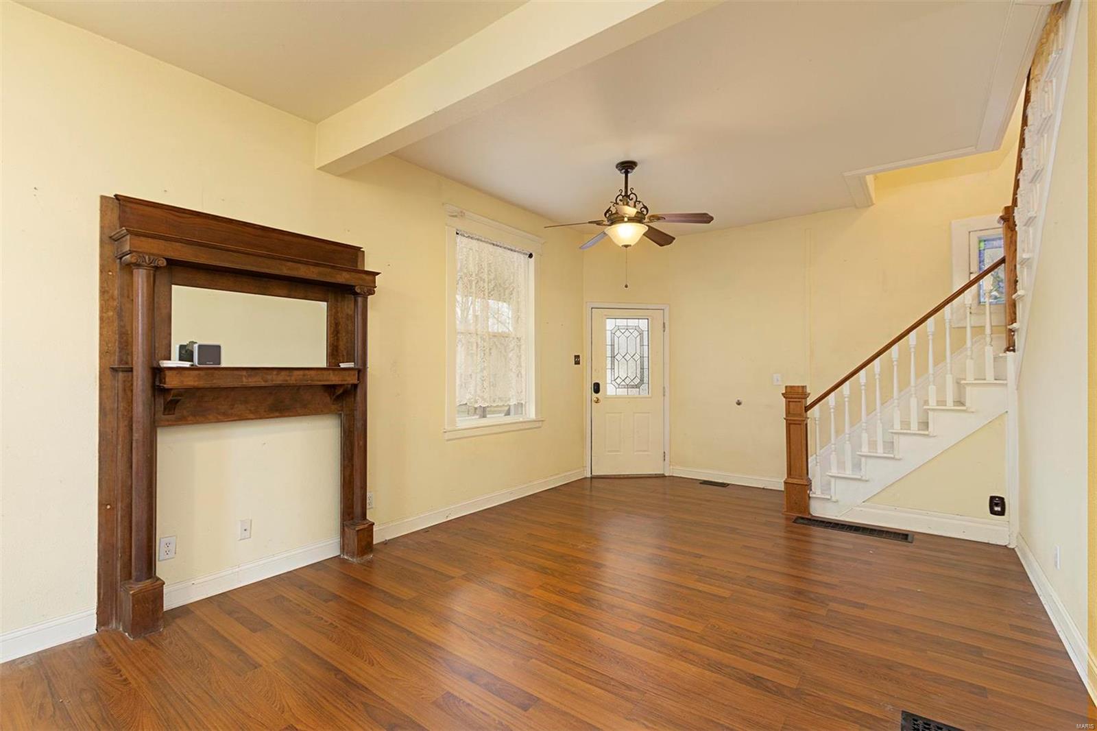100 E Cedar Street
