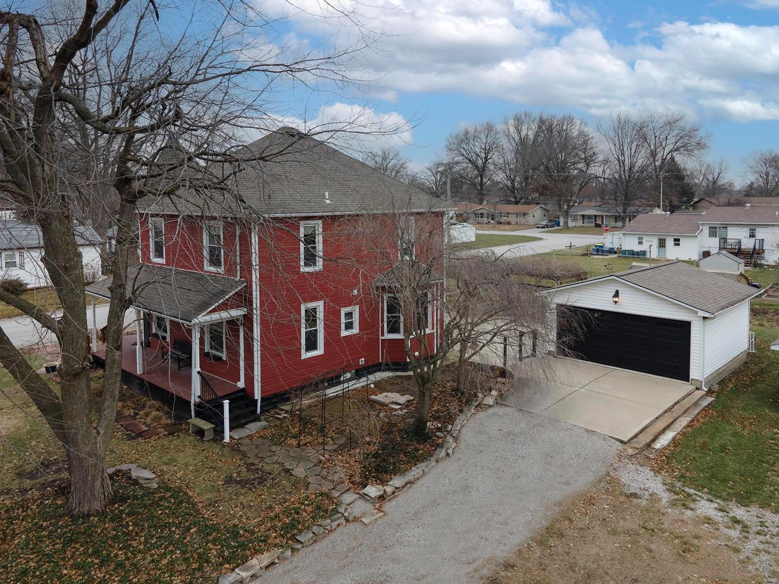 100 E Cedar Street