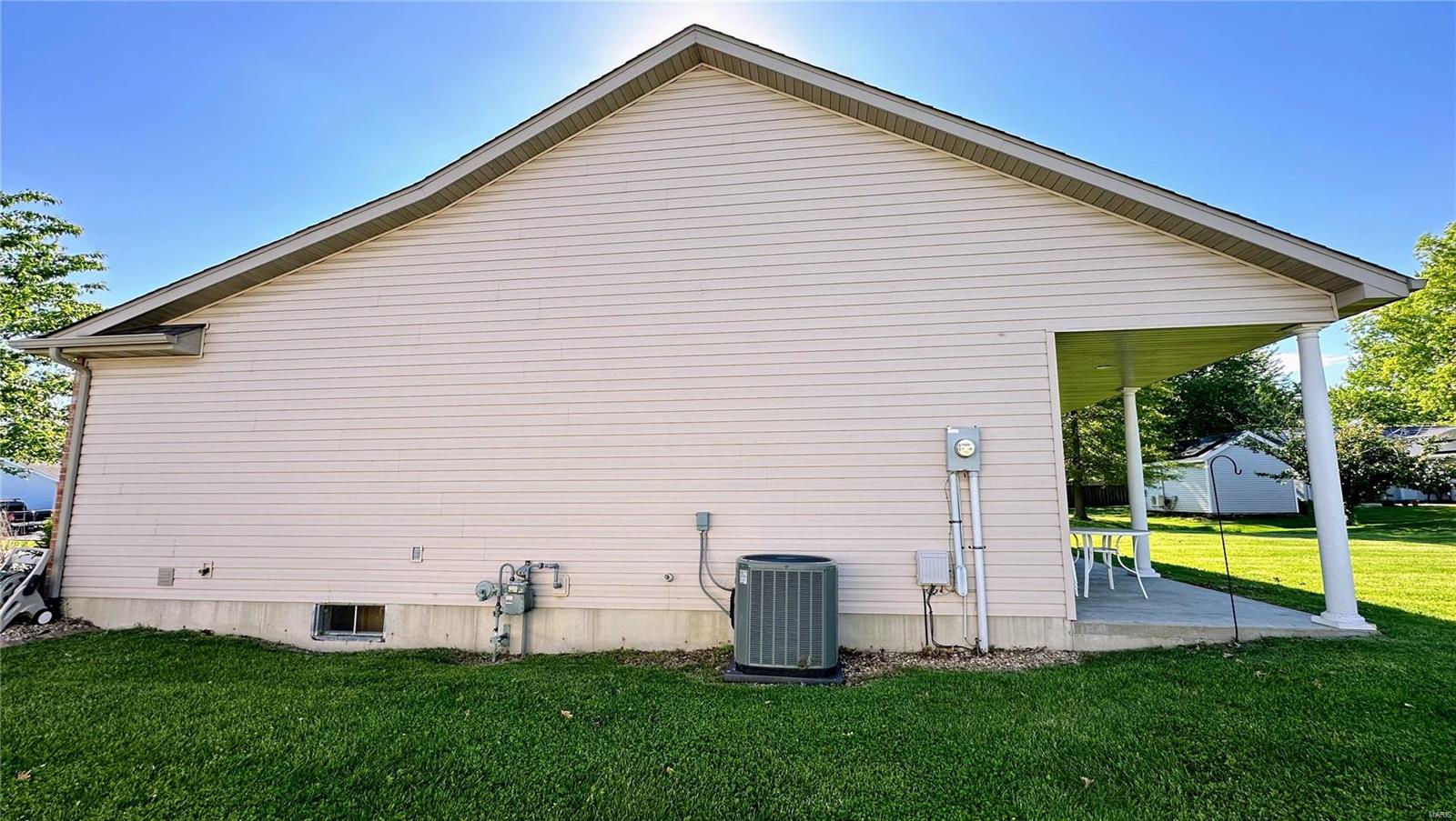 1006 E Cedar Street