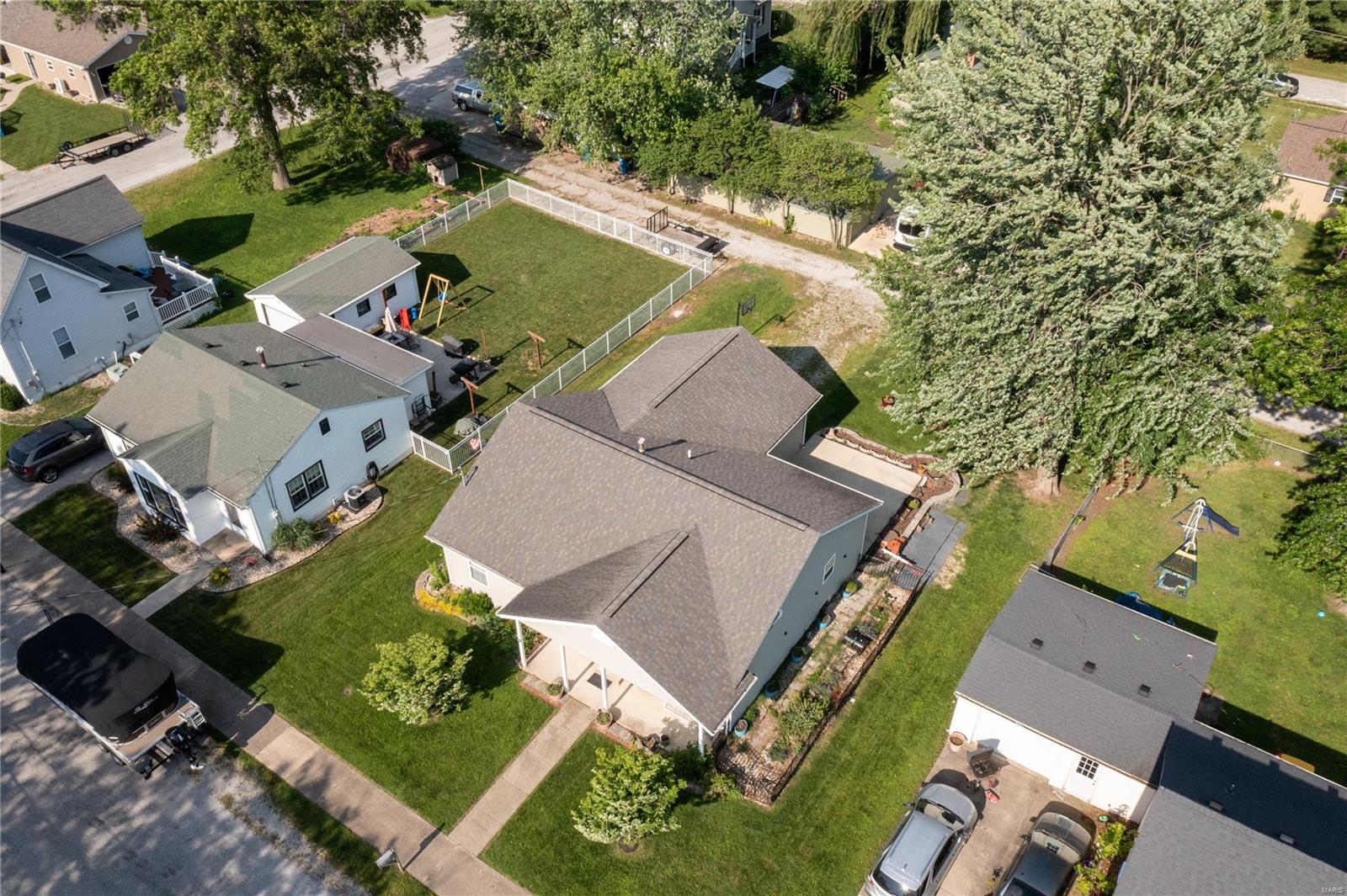 104 N 6th Street