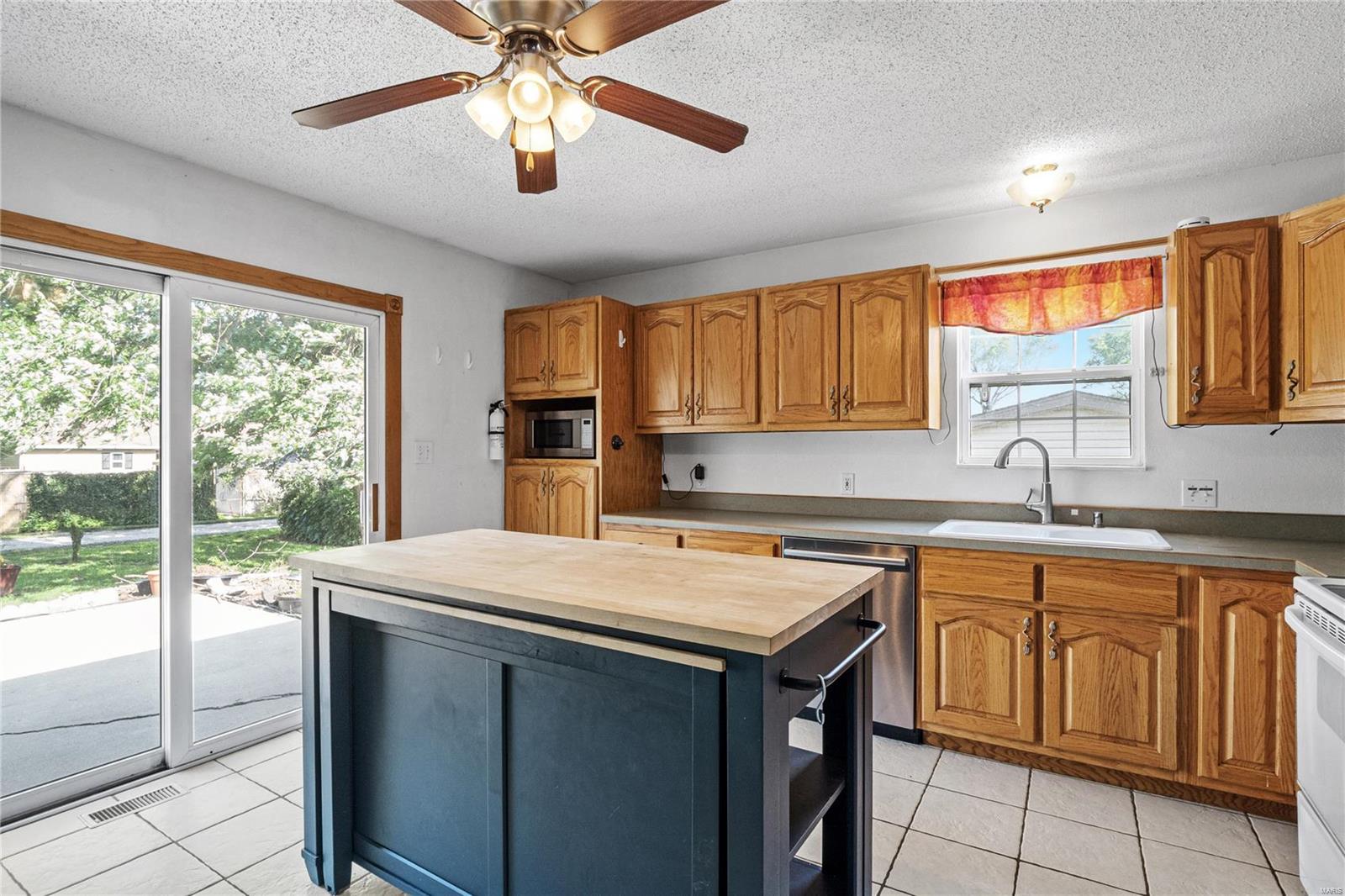 104 N 6th Street