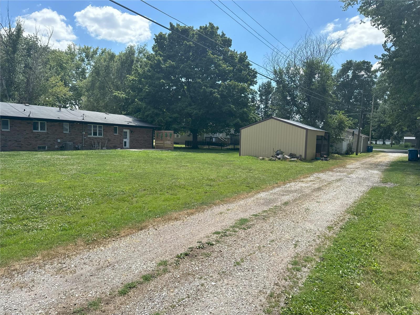 149 W Elm Street