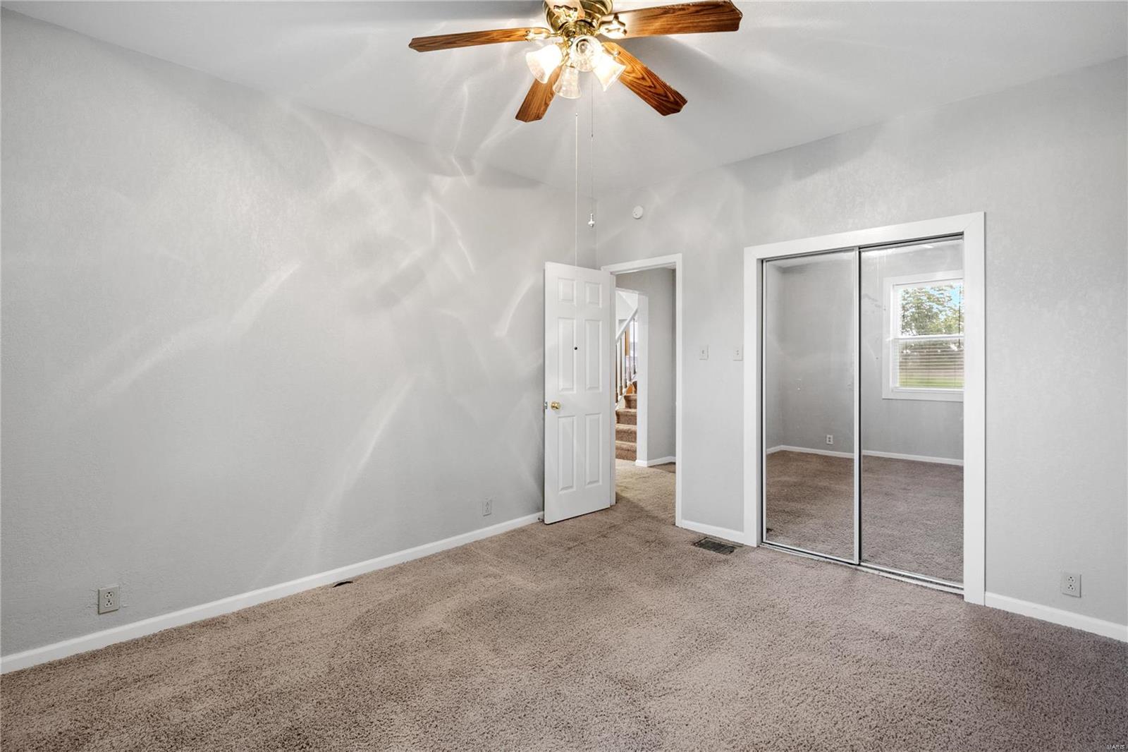 313 W Iowa Street