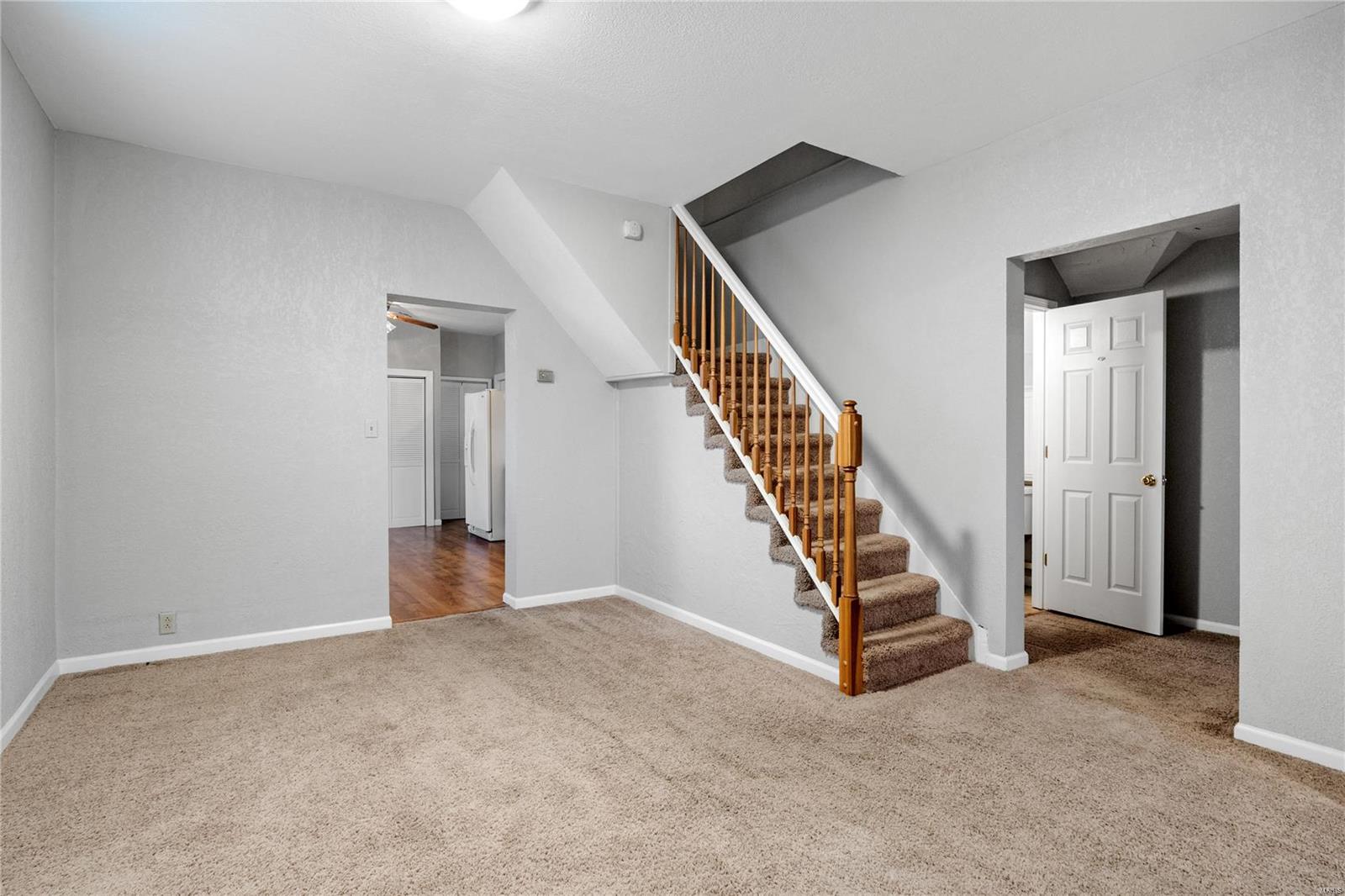 313 W Iowa Street