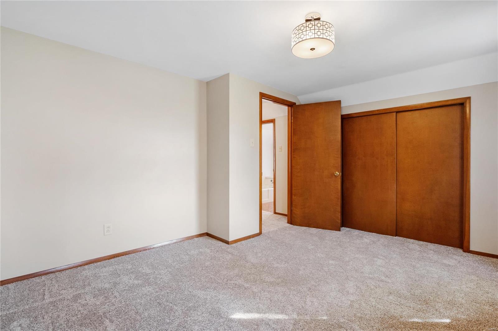 200 W Missouri Street