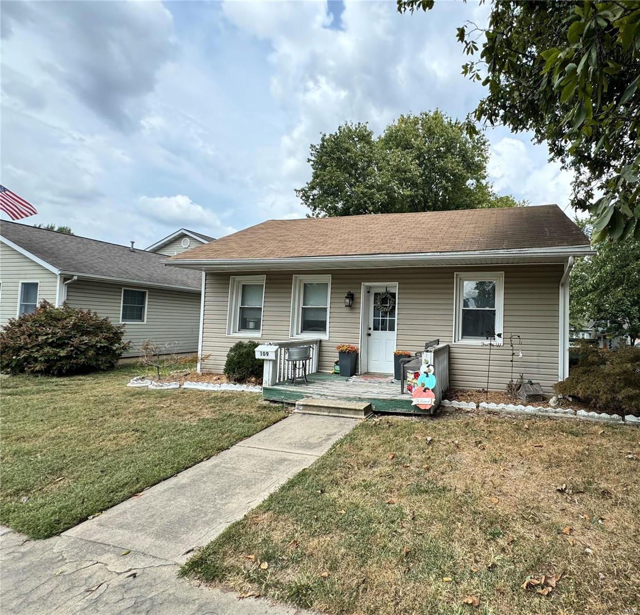 109 W 2nd Street