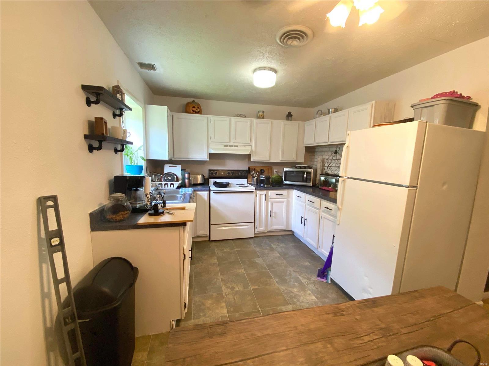 109 W 2nd Street