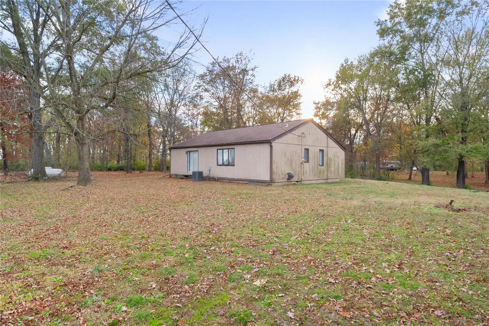 704 S Red Bud Lane