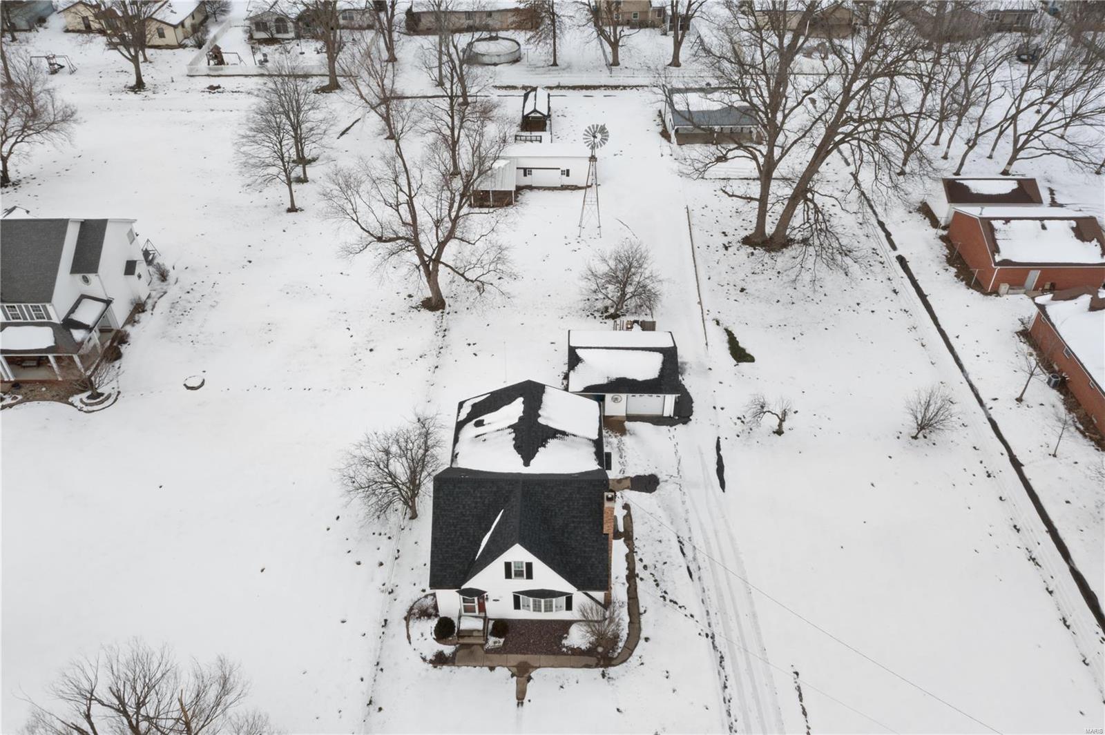 723 W Broadway
