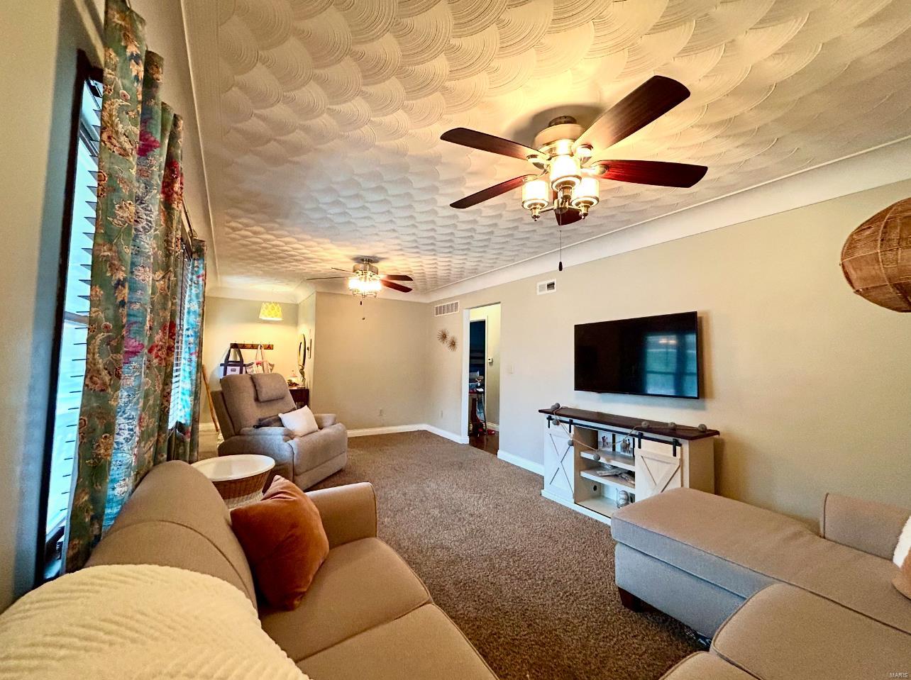 711 Pine Tree Lane