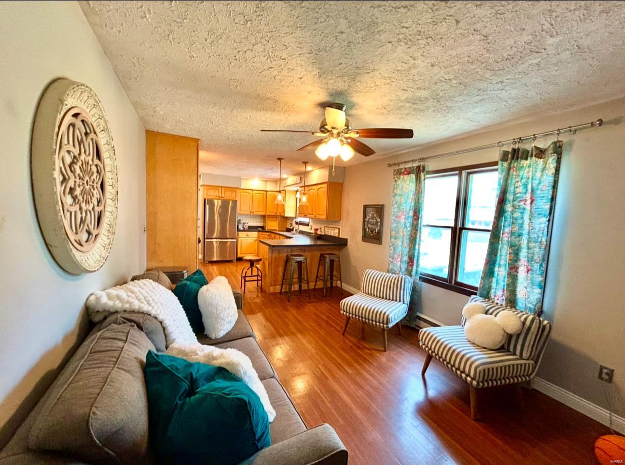 711 Pine Tree Lane