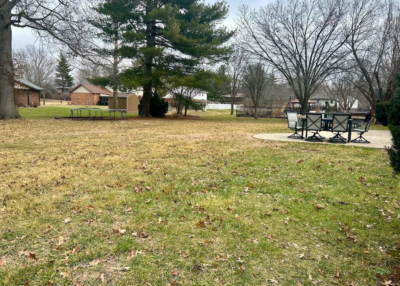 711 Pine Tree Lane